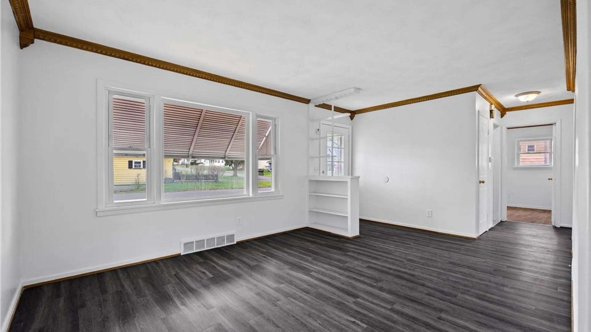 Property at 292 Knapp Avenue, Irondequoit, NY 14609 5