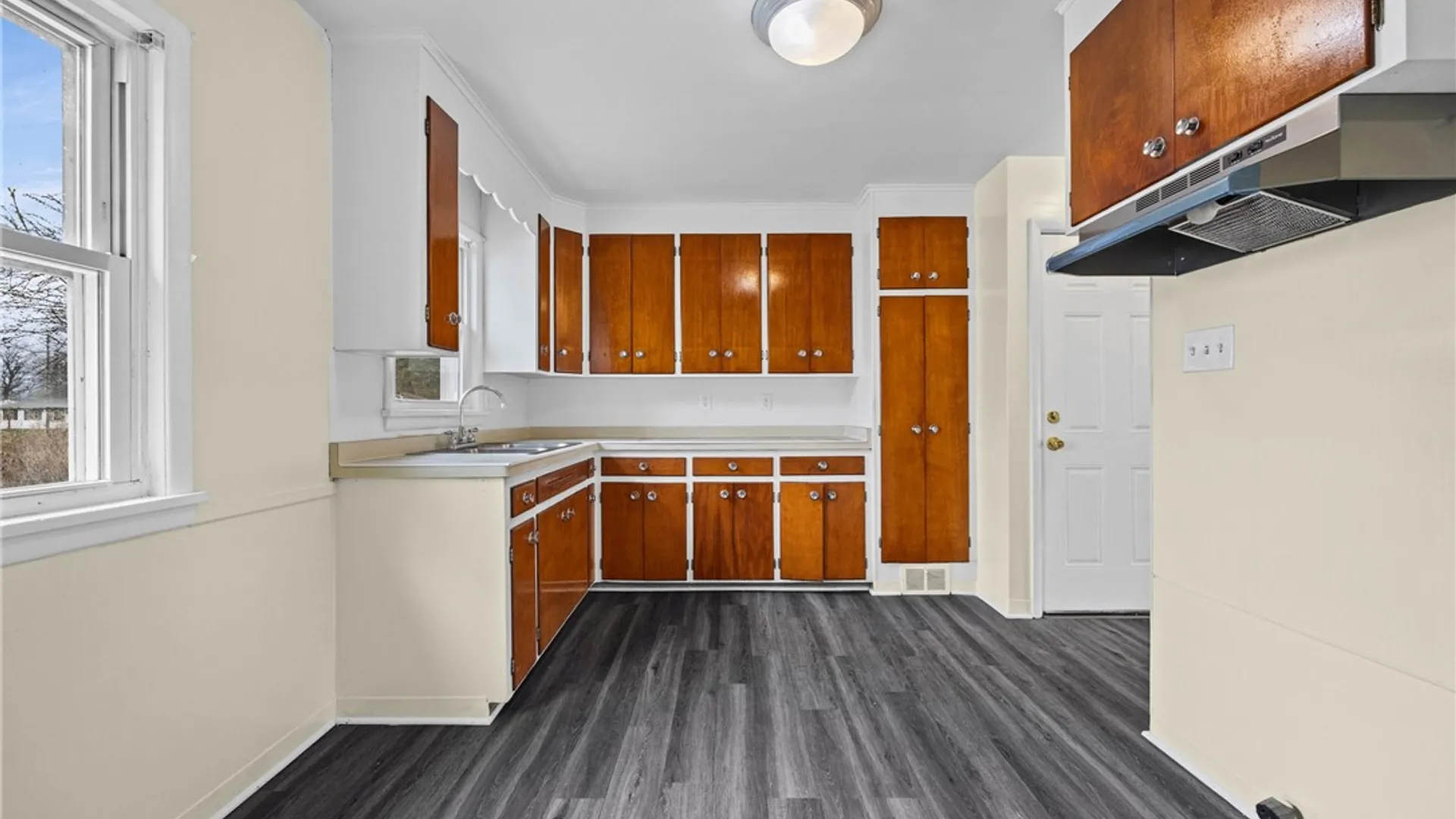 Property at 292 Knapp Avenue, Irondequoit, NY 14609 7