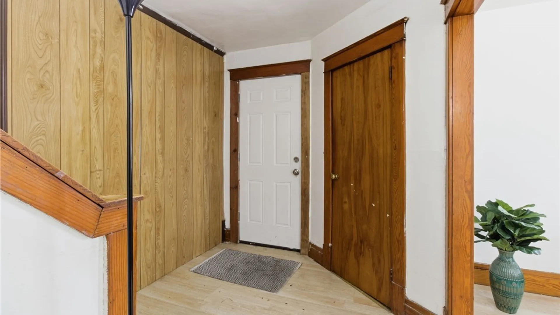 Property at 466 24th Street, Niagara Falls, NY 14303 3