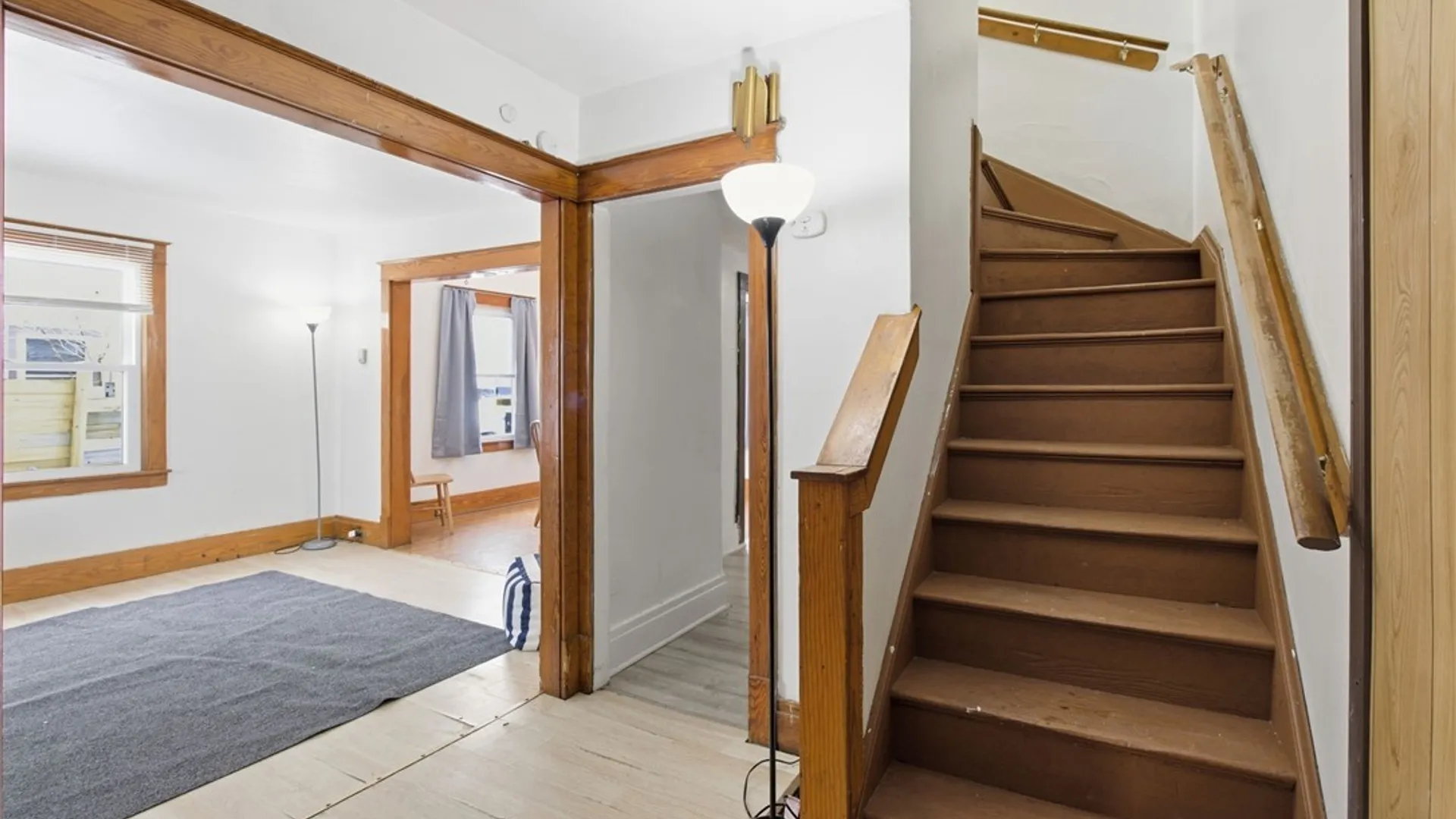 Property at 466 24th Street, Niagara Falls, NY 14303 4