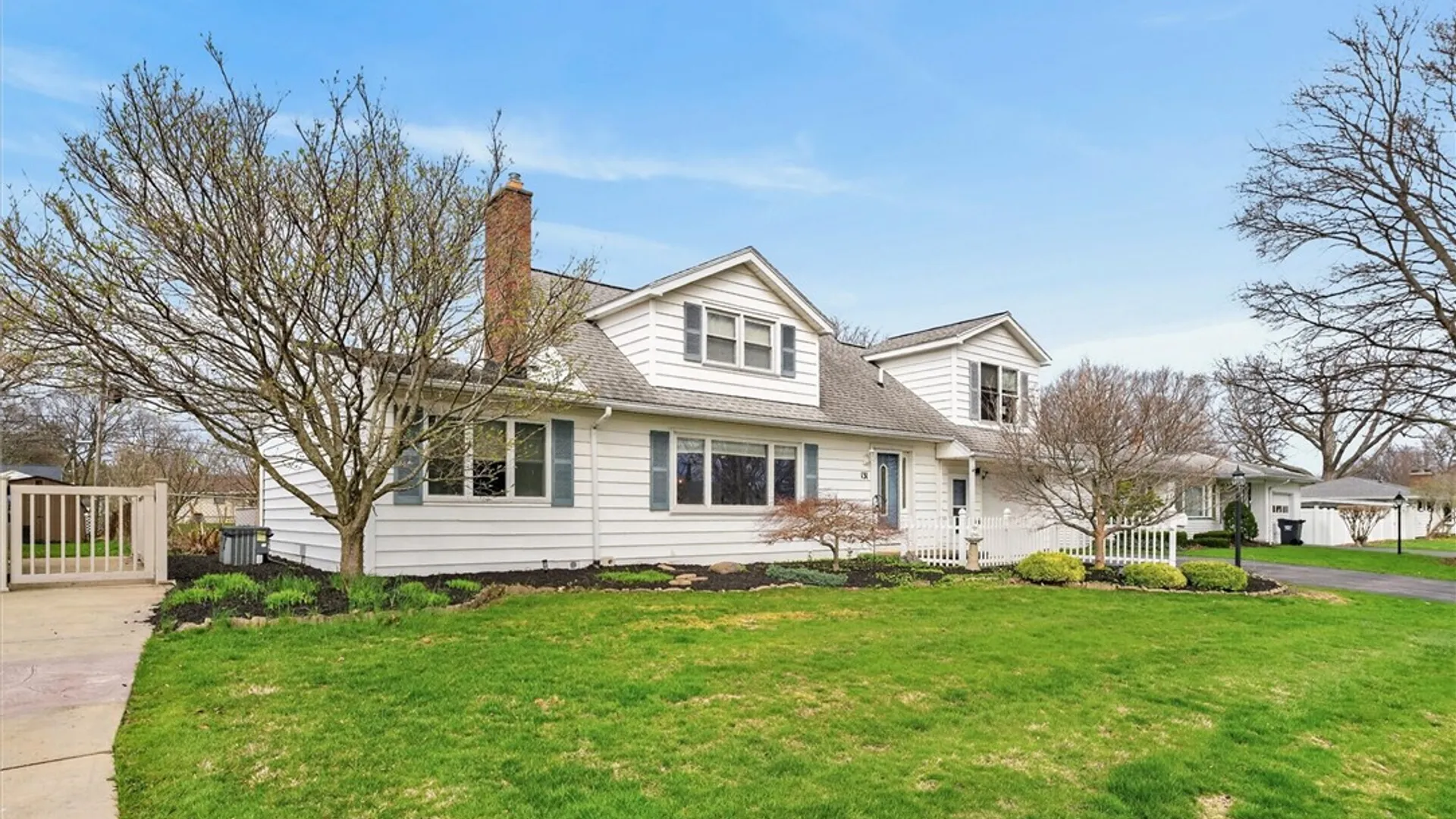 Property at 131 Shadowbrook Drive, Greece, NY 14616 2