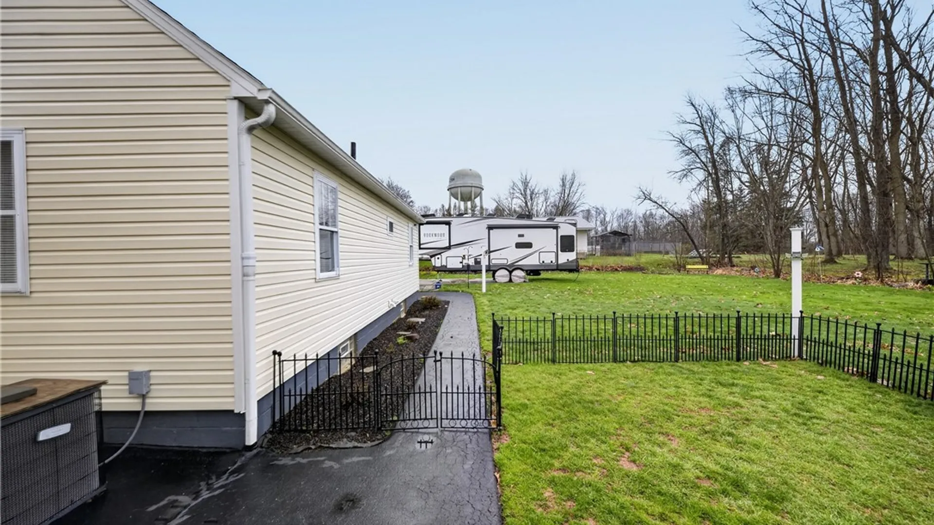 Property at 614 4th Street, Fulton, NY 13069 48