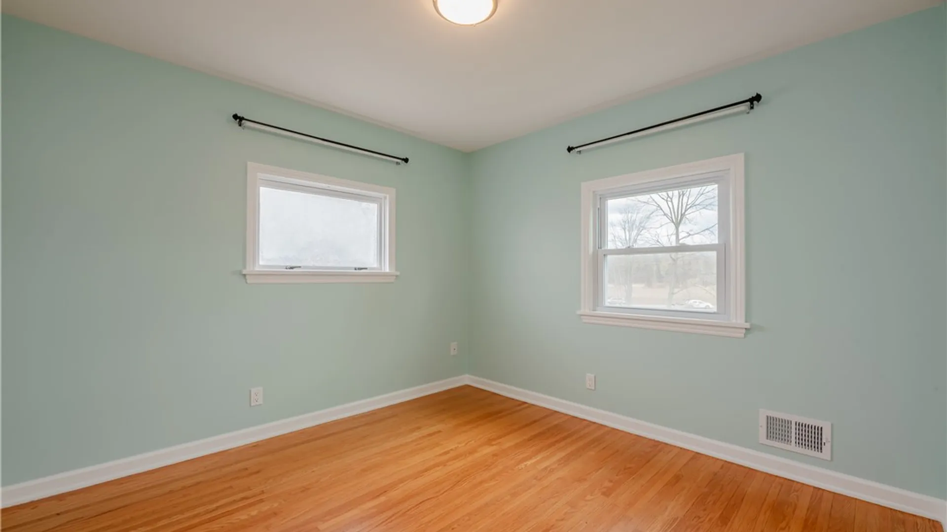 Property at 896 Plank Road, Penfield, NY 14526 35