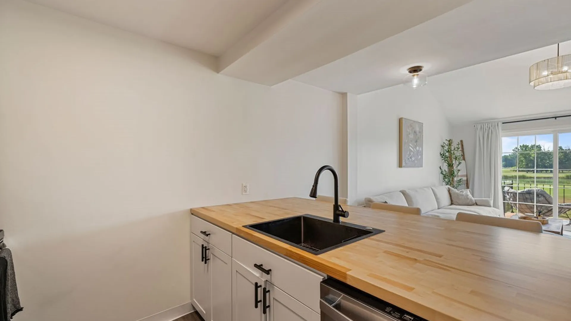 Property at 79 Tralee, Amherst, NY 14051 10