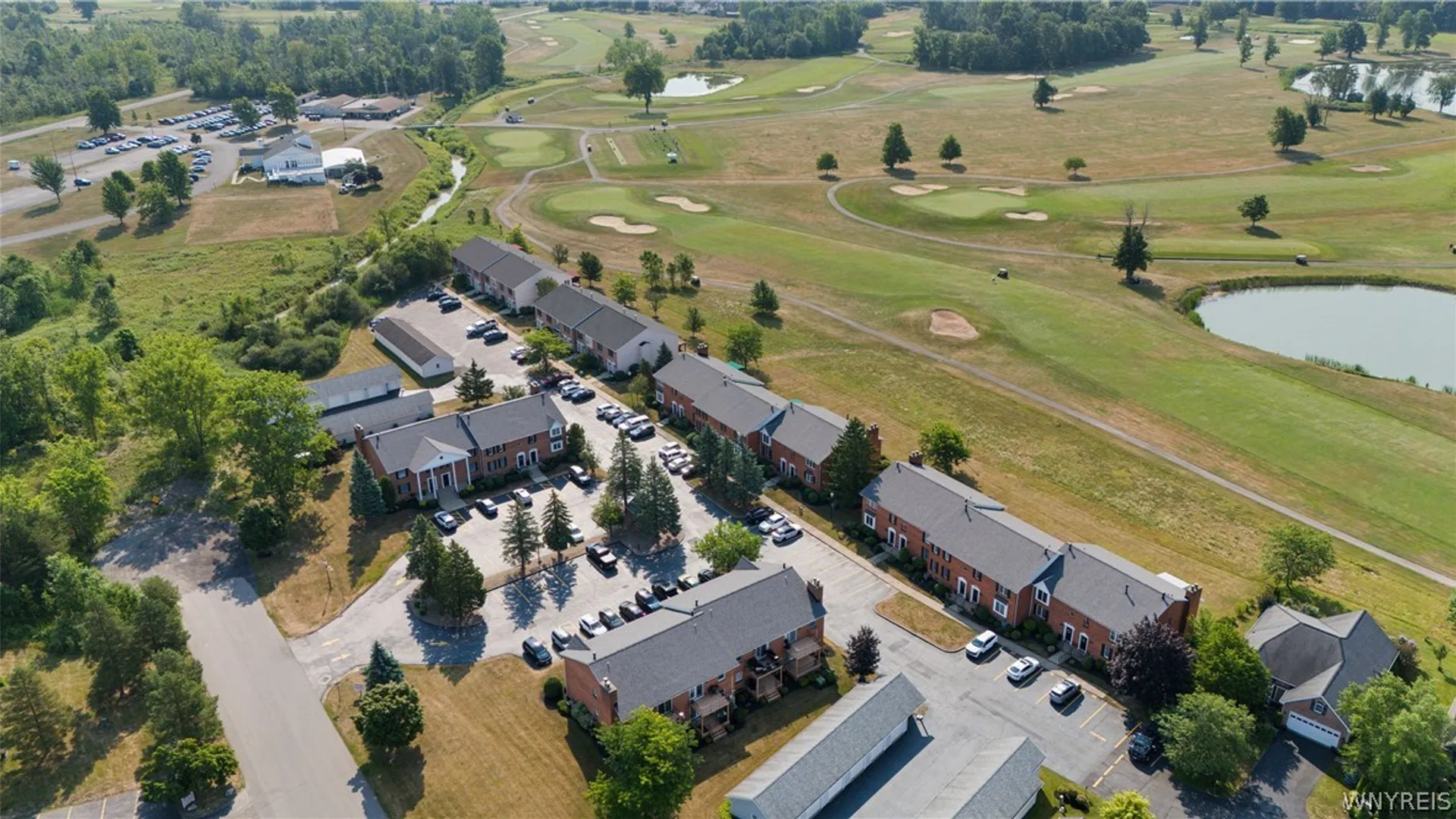 Property at 79 Tralee, Amherst, NY 14051 34