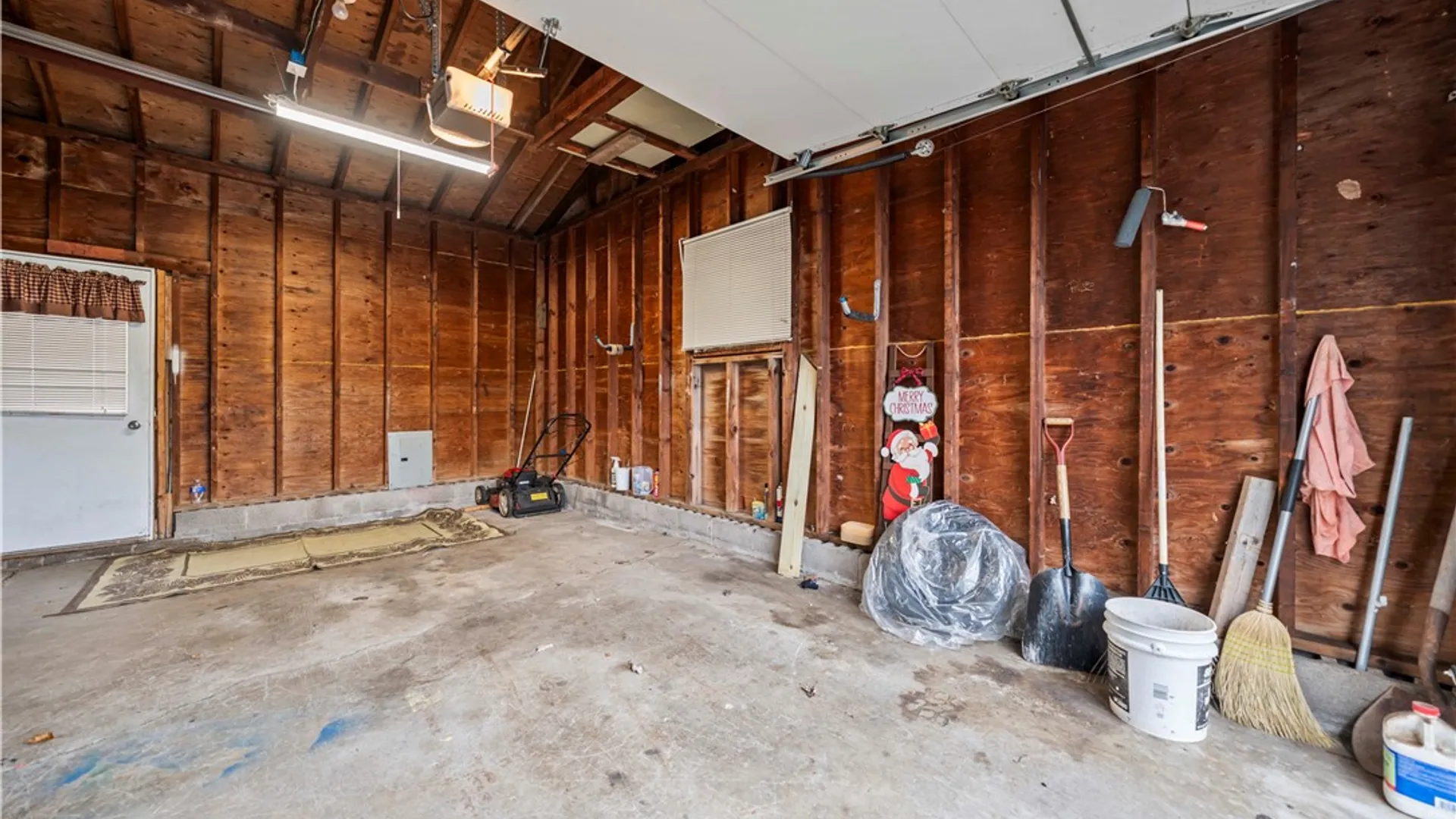 Property at 18 Allandale Drive, Ogden, NY 14624 24