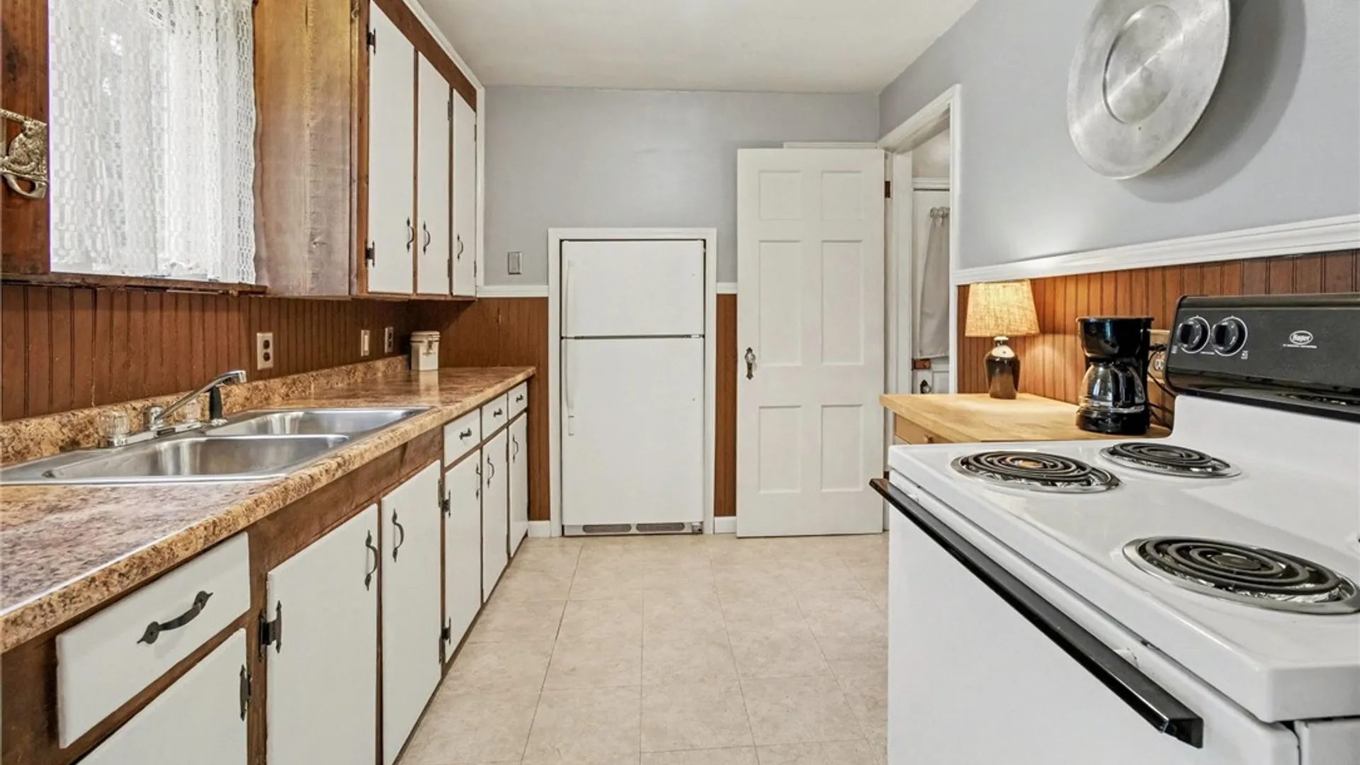 Property at 622 Bonesteel Street, Greece, NY 14616 10