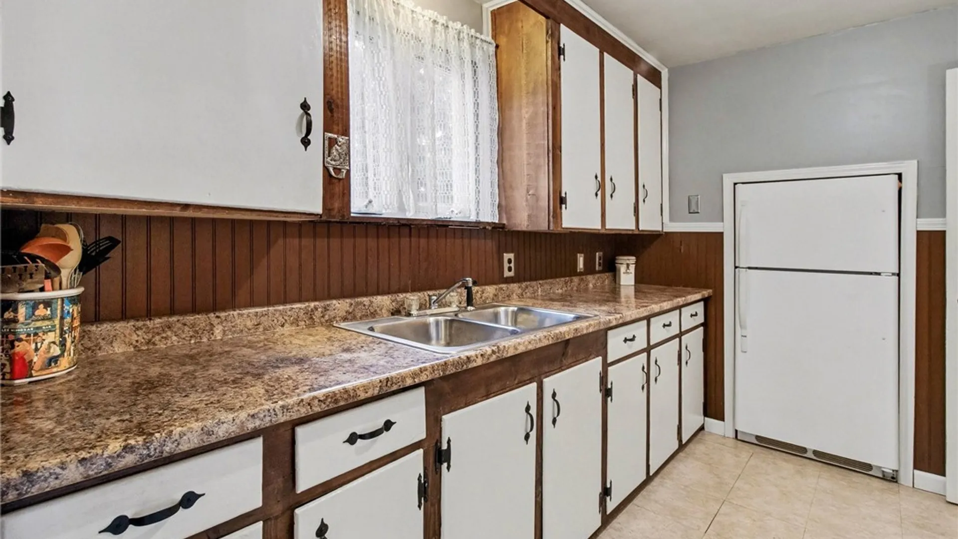 Property at 622 Bonesteel Street, Greece, NY 14616 12