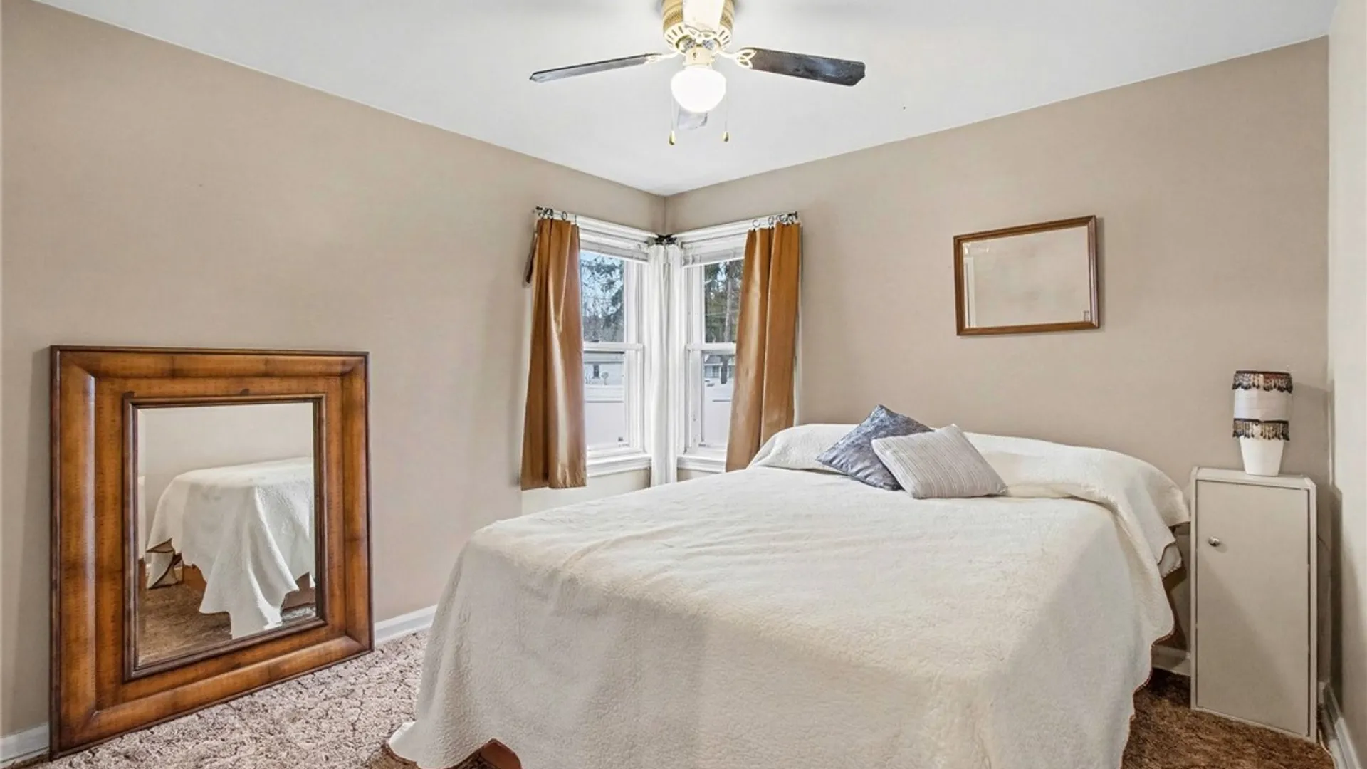 Property at 622 Bonesteel Street, Greece, NY 14616 15