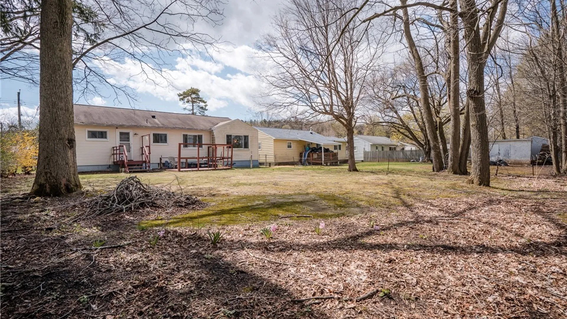 Property at 204 Jane Drive, Camillus, NY 13219 25