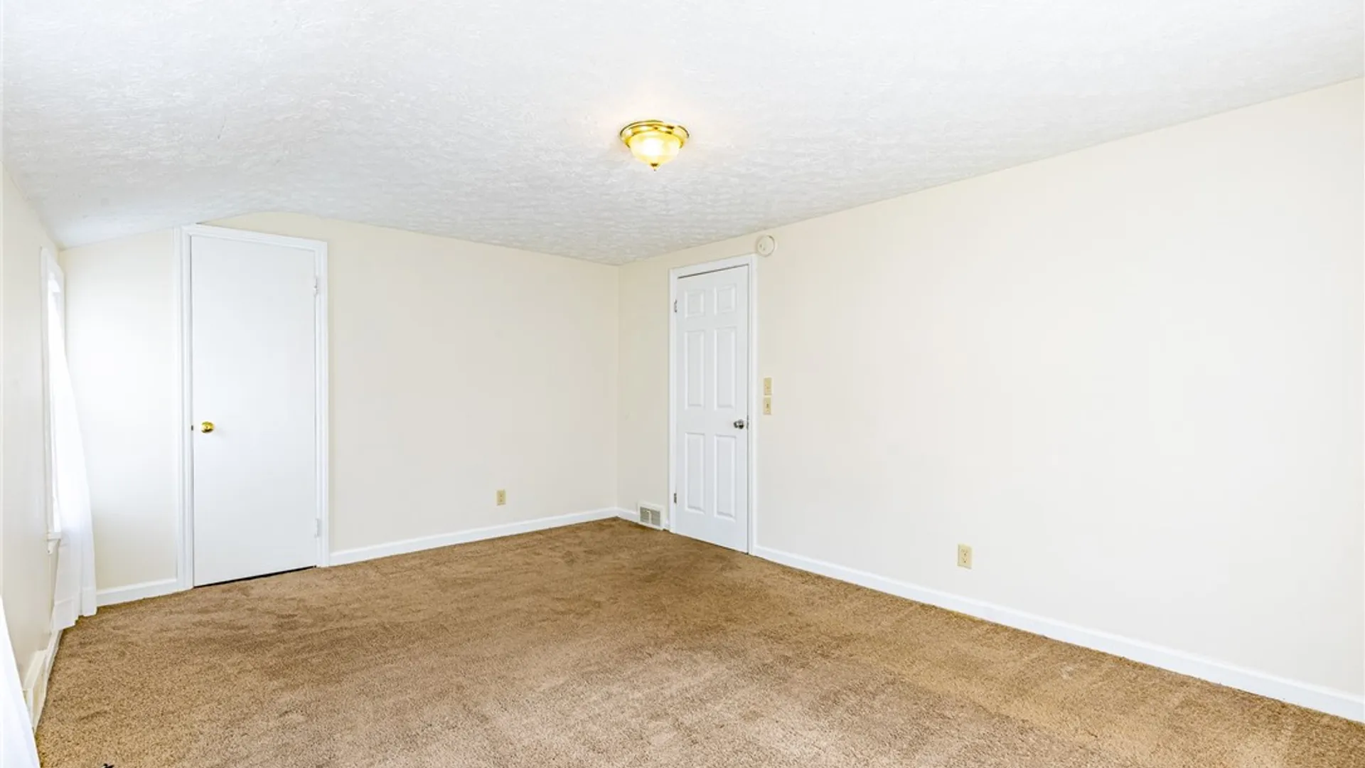 Property at 613 Augustine Street, Rochester, NY 14613 35