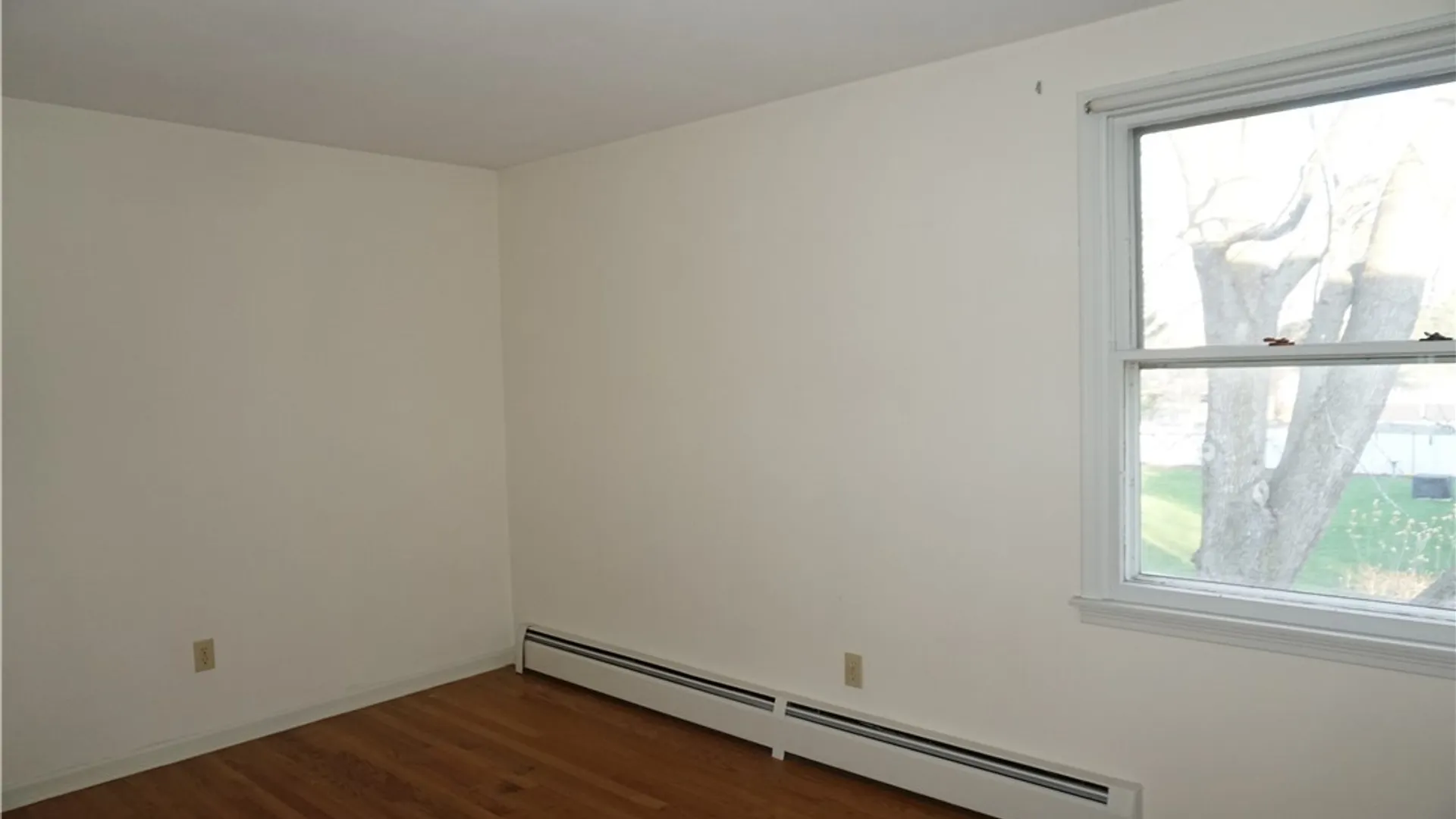 Property at 5525 Topsfield Ln, Clay, NY 13041 34