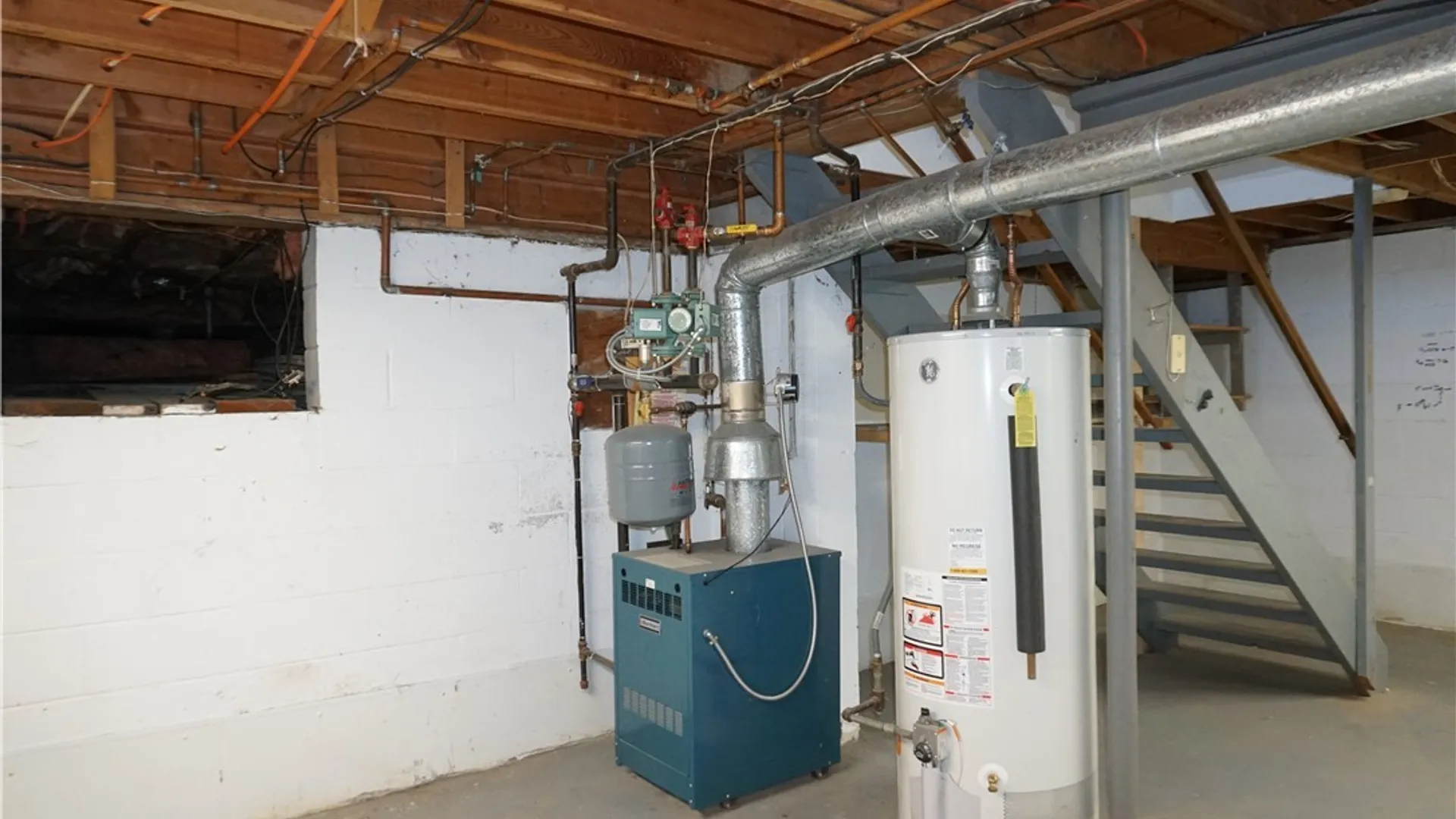 Property at 5525 Topsfield Ln, Clay, NY 13041 41