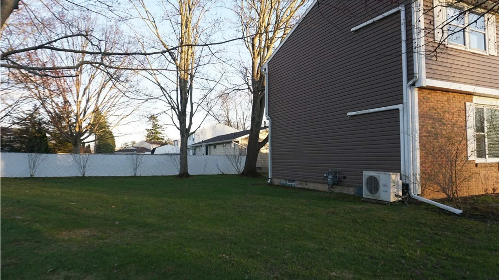 Property at 5525 Topsfield Ln, Clay, NY 13041 45