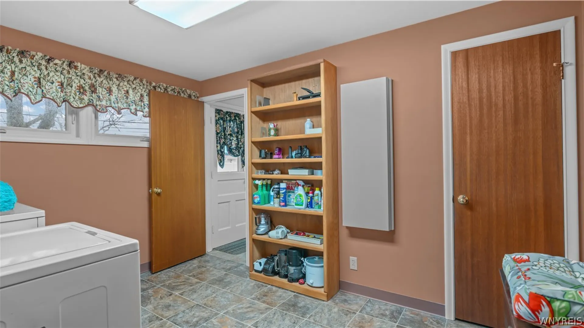 Property at 72 Saint Amelia Drive, Tonawanda, NY 14150 20