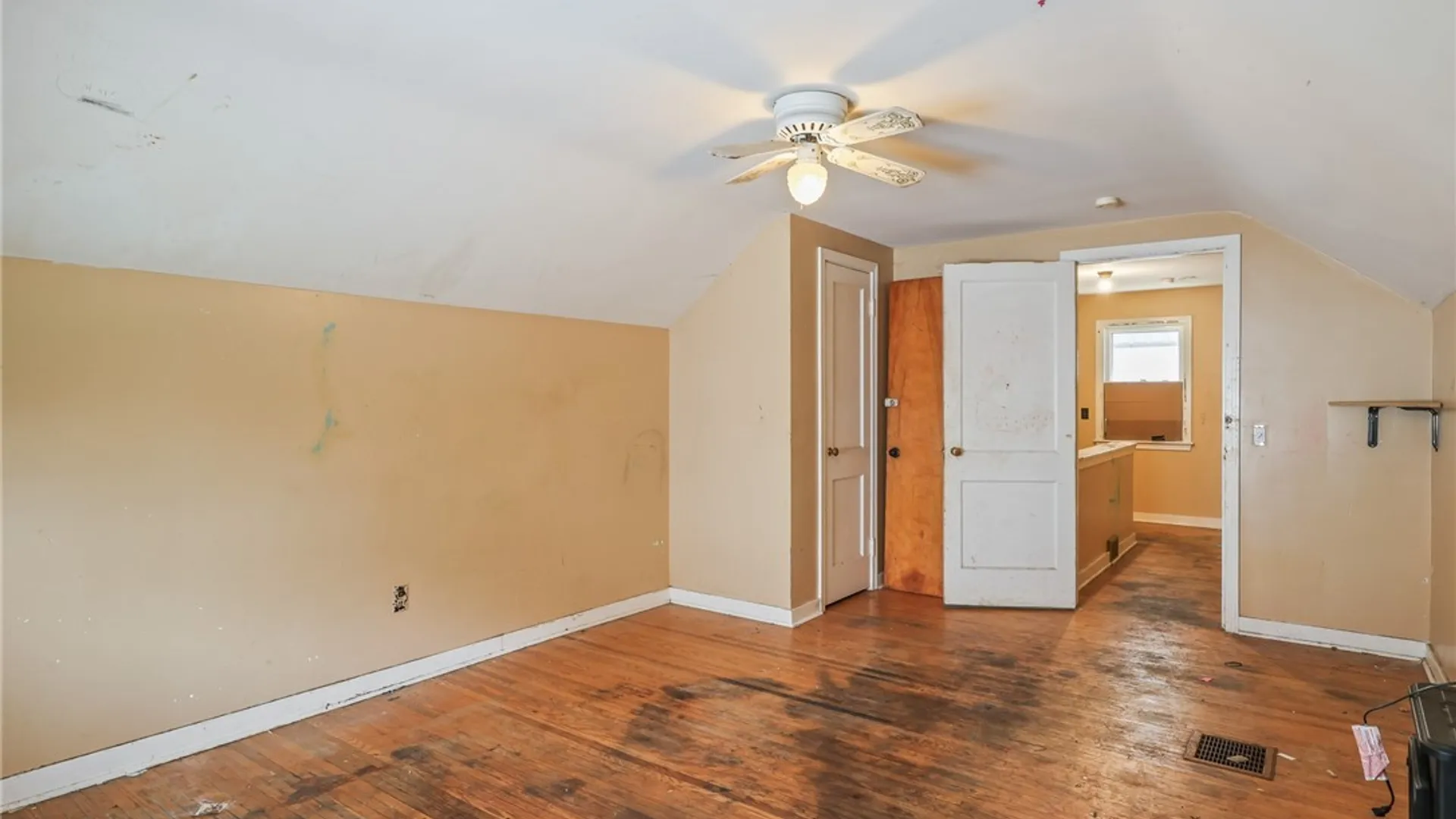 Property at 382 Windermere Boulevard, Amherst, NY 14226 22