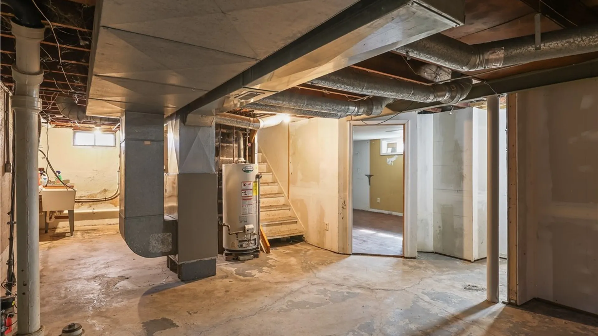 Property at 382 Windermere Boulevard, Amherst, NY 14226 24