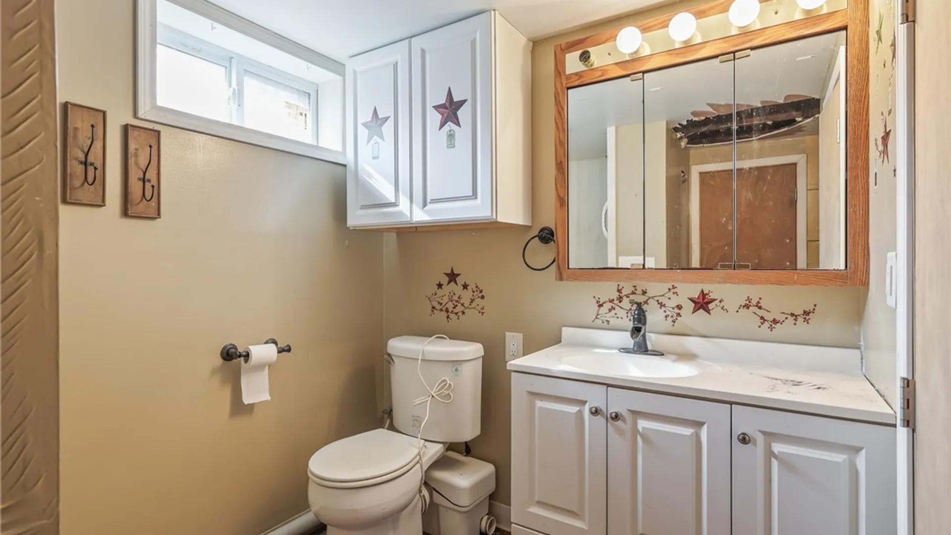 Property at 382 Windermere Boulevard, Amherst, NY 14226 27