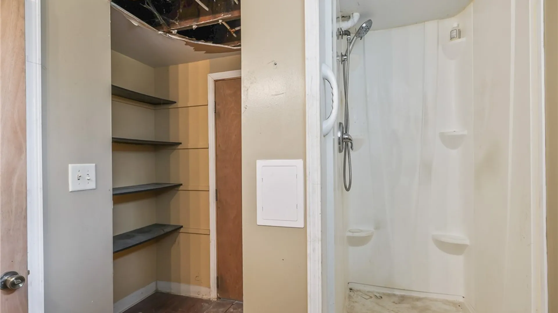 Property at 382 Windermere Boulevard, Amherst, NY 14226 28