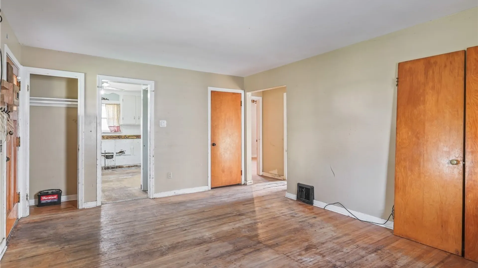 Property at 382 Windermere Boulevard, Amherst, NY 14226 9