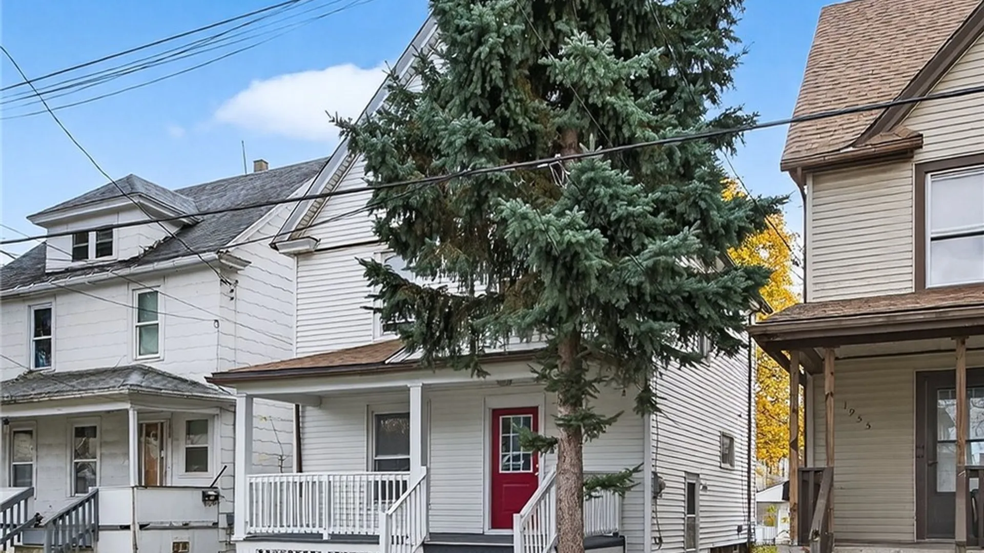 Property at 1957 Whitney Avenue, Niagara Falls, NY 14301 4