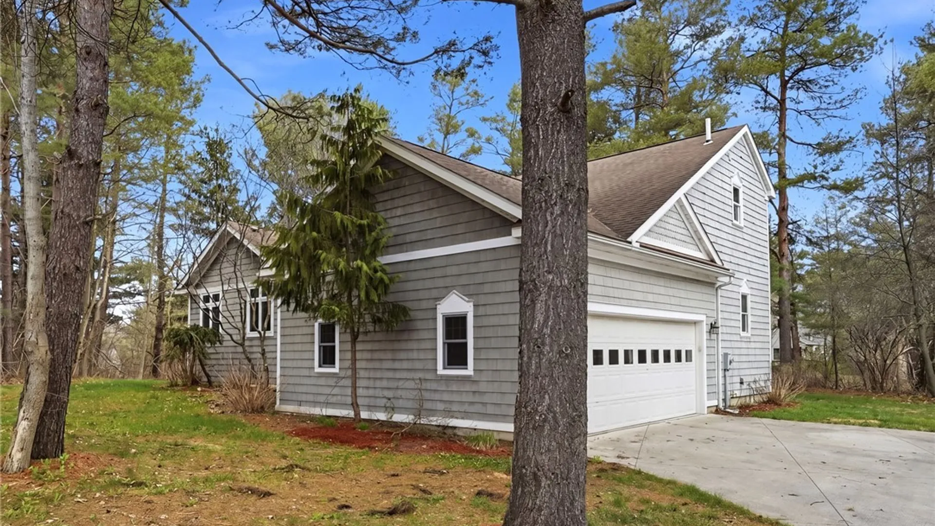 Property at 511 Bowen Road, Elma, NY 14052 5