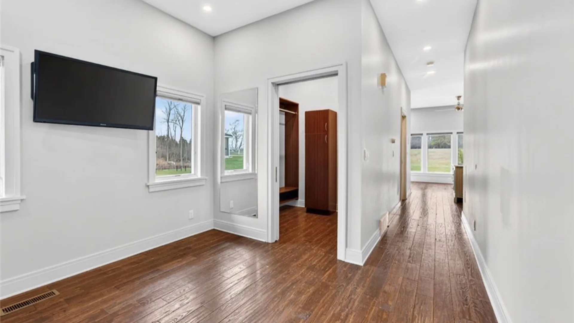 Property at 2039 River Road, Grand Island, NY 14072 41