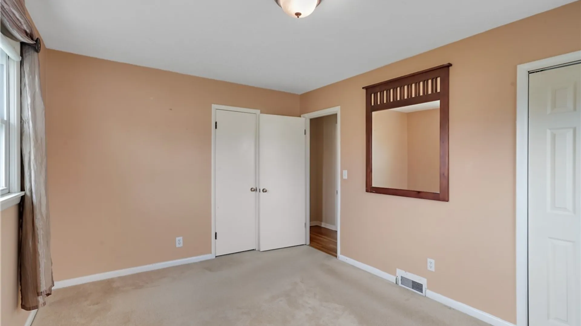 Property at 4710 Meyer Road, Pendleton, NY 14120 15