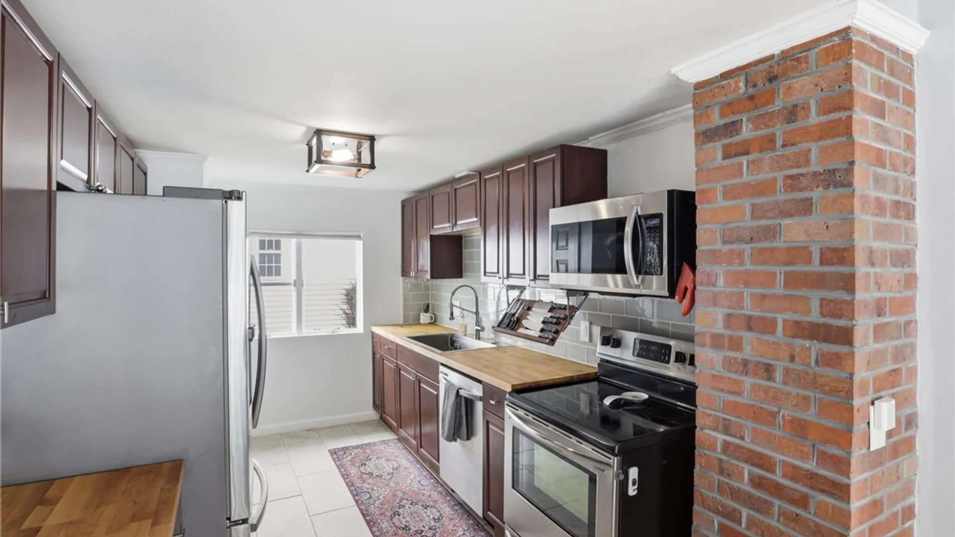 Property at 71 Curtice Rd, Irondequoit, NY 14617 11