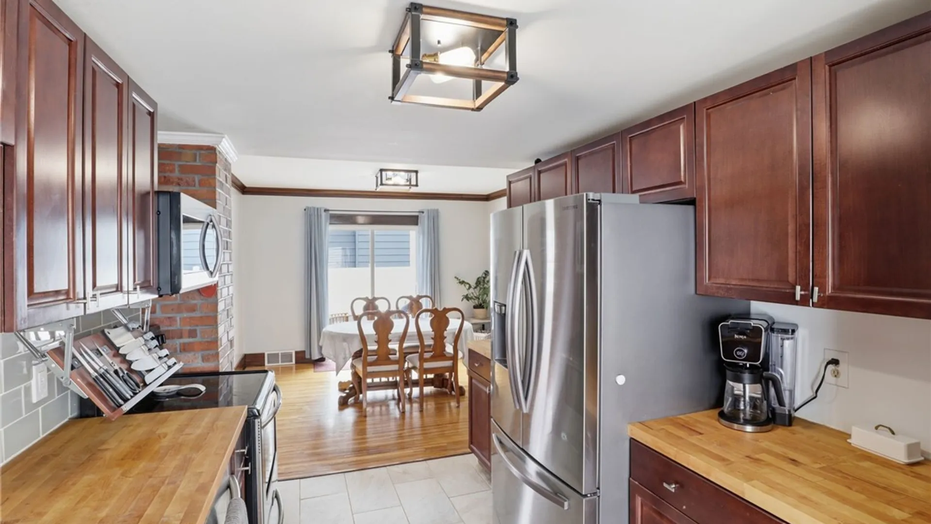 Property at 71 Curtice Rd, Irondequoit, NY 14617 14