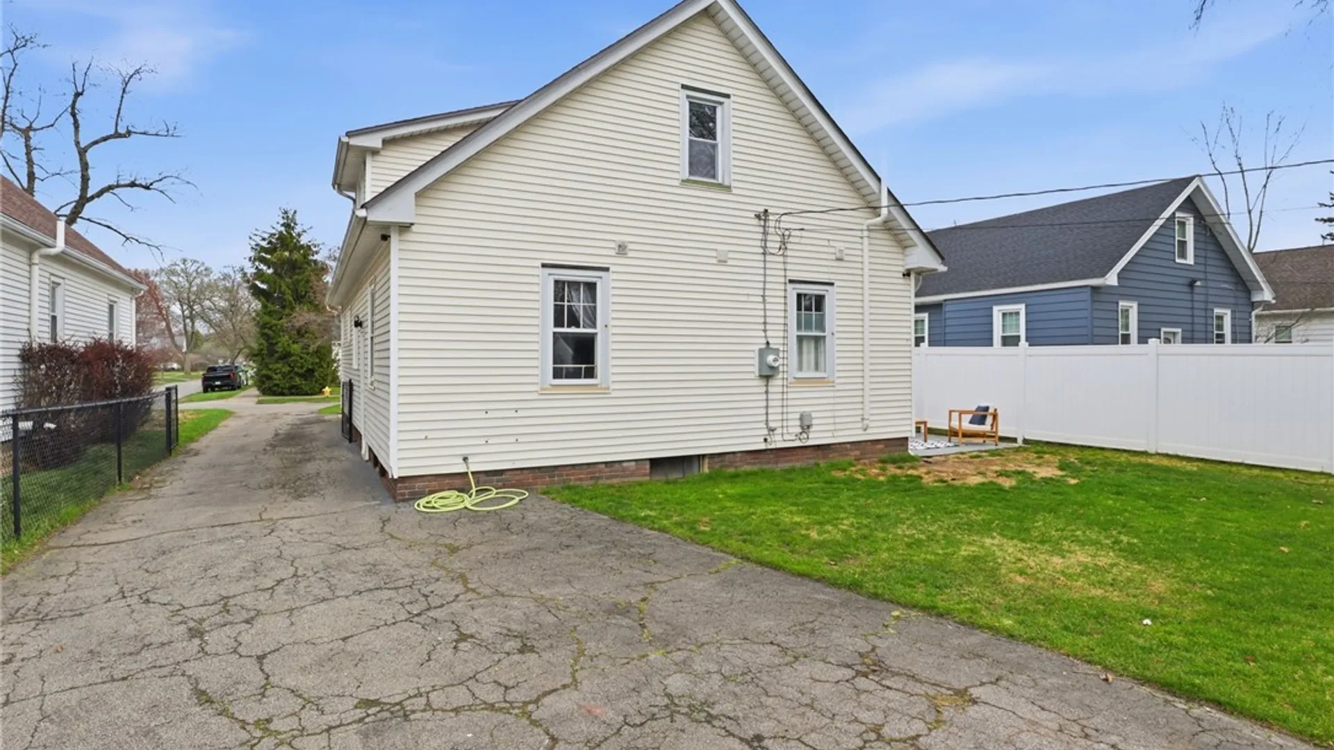 Property at 71 Curtice Rd, Irondequoit, NY 14617 31