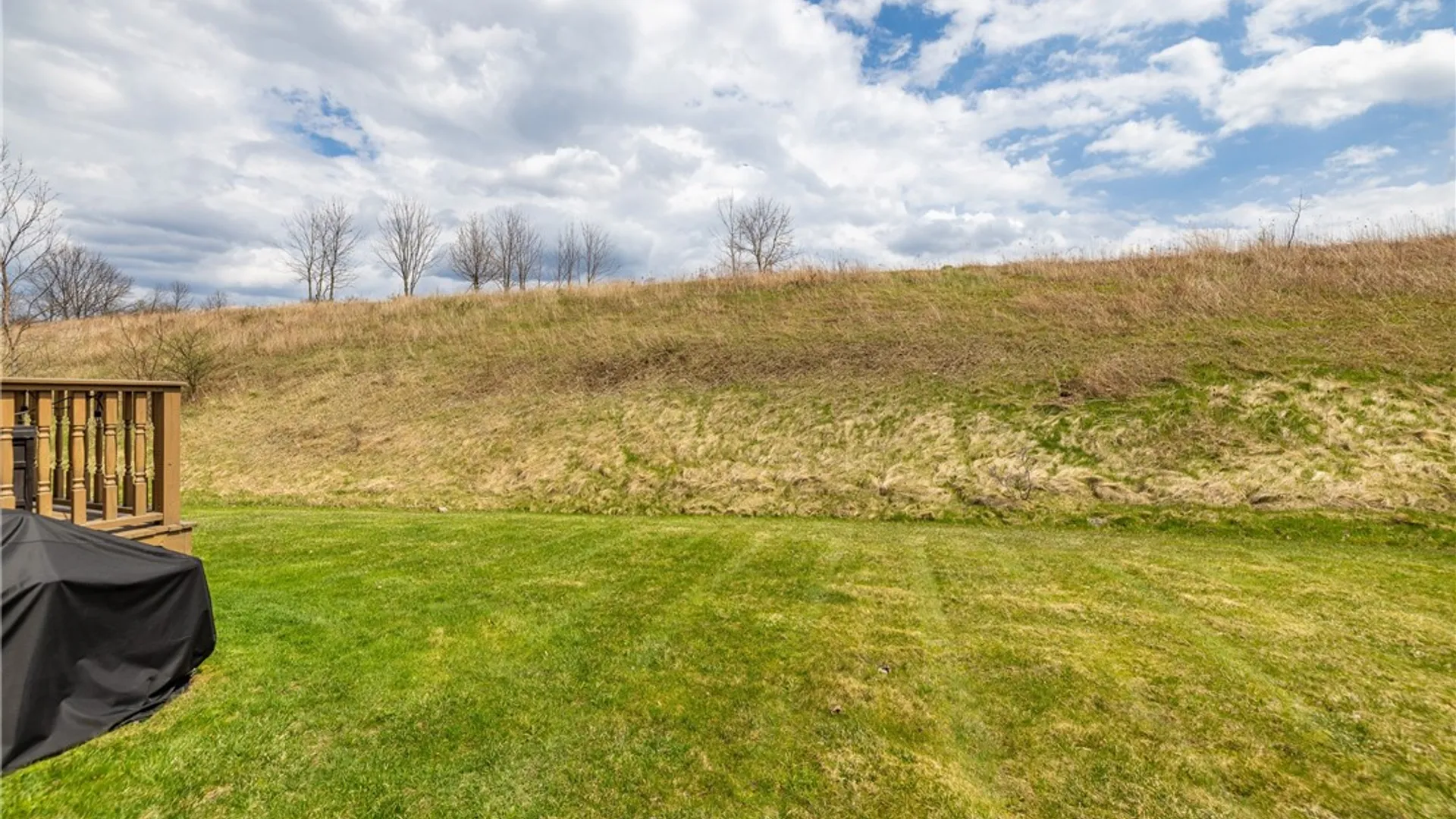 Property at 207 High Stone Cir, Henrietta, NY 14534 11