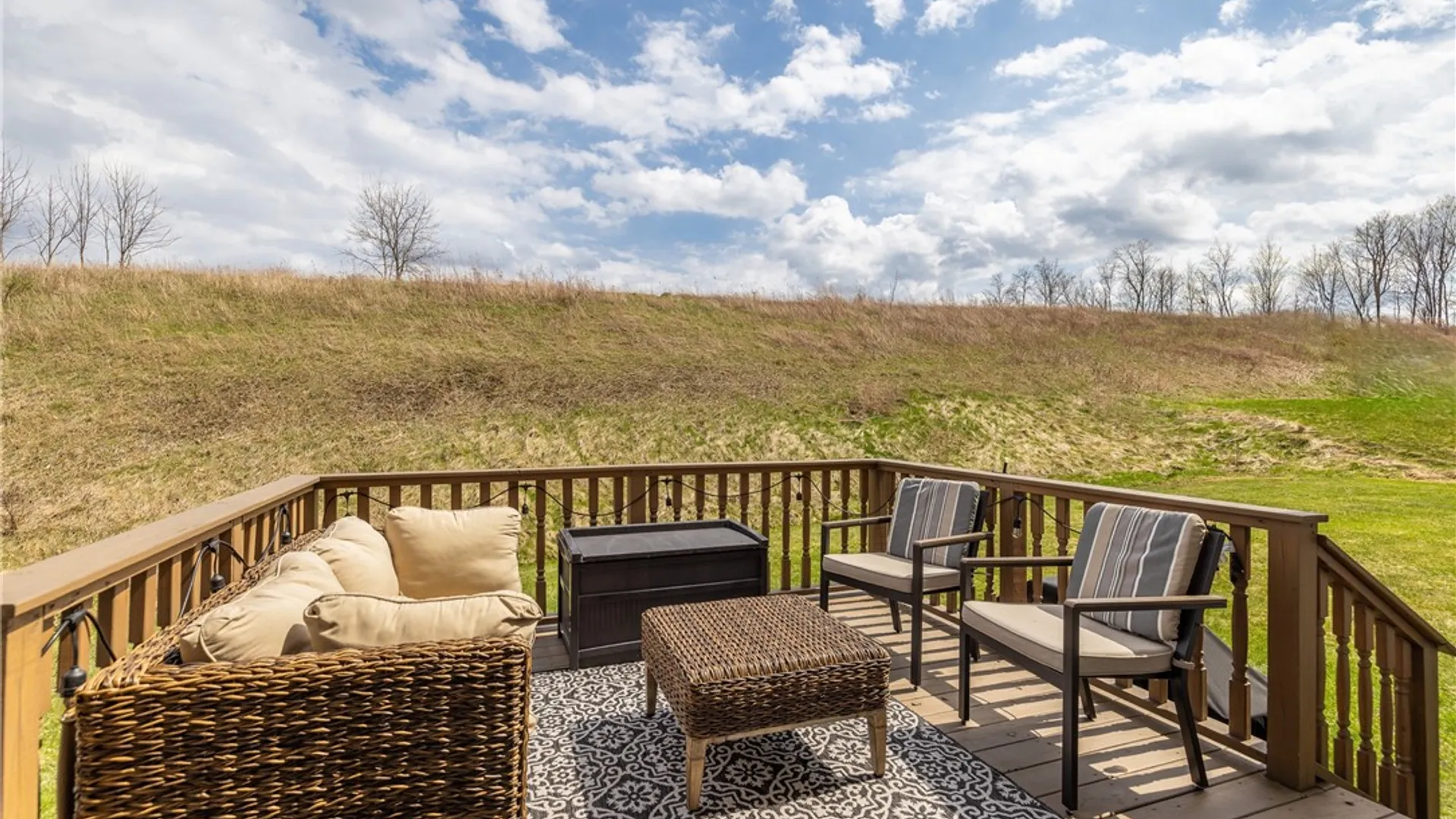 Property at 207 High Stone Cir, Henrietta, NY 14534 13