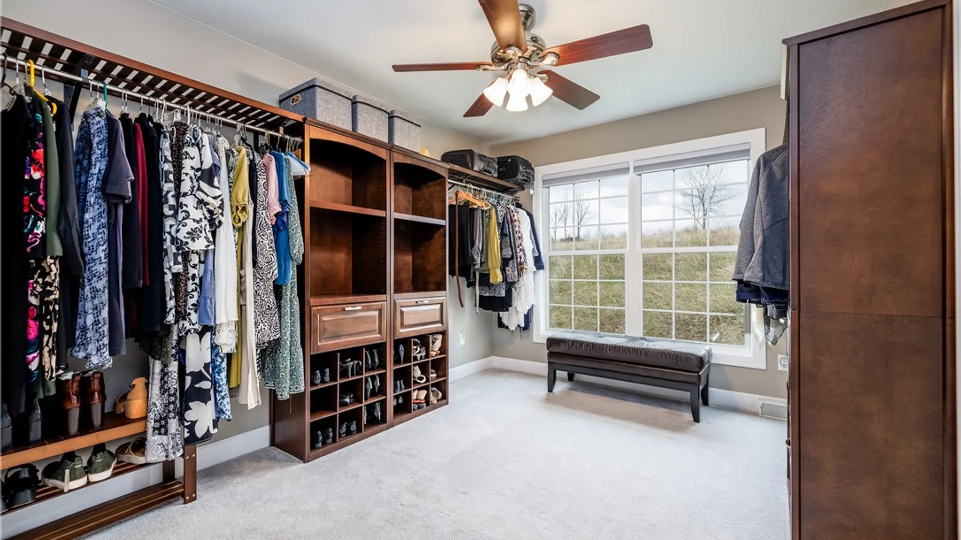 Property at 207 High Stone Cir, Henrietta, NY 14534 34