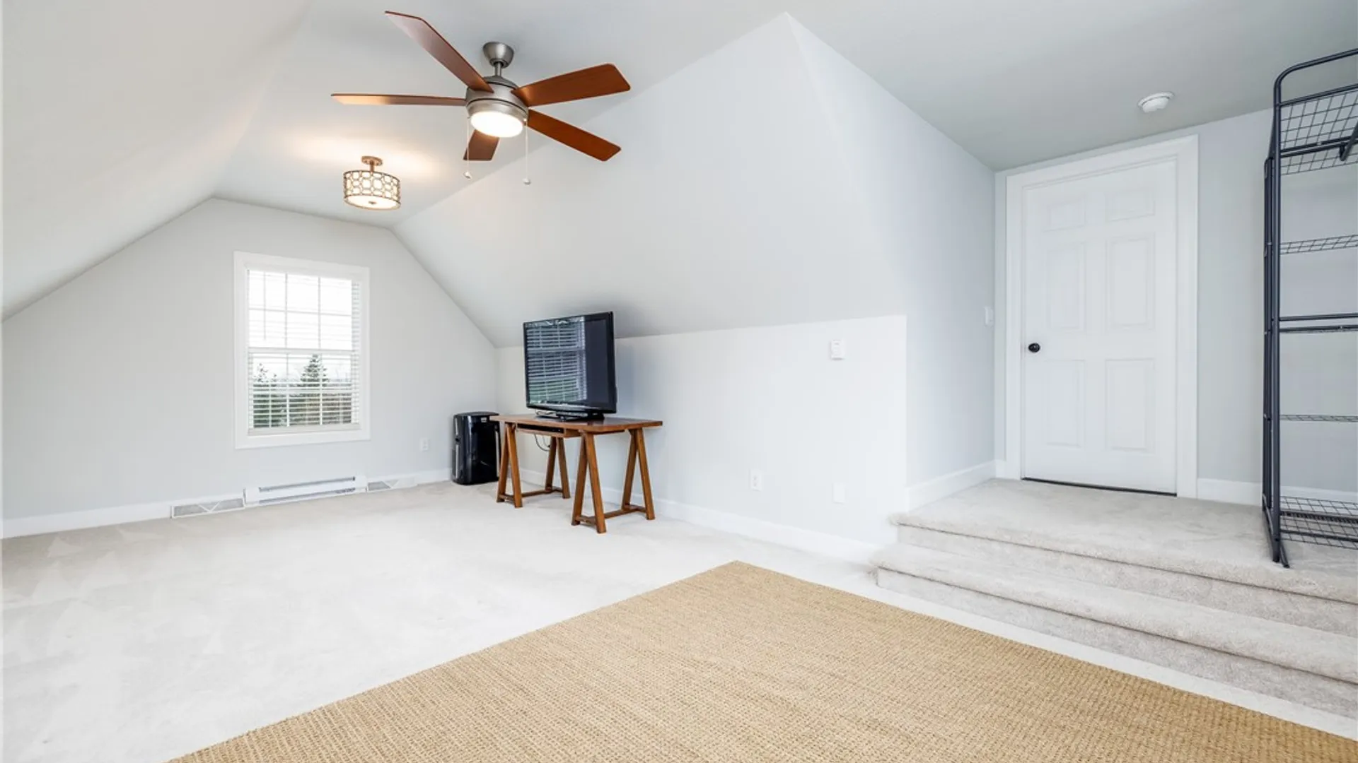 Property at 207 High Stone Cir, Henrietta, NY 14534 39