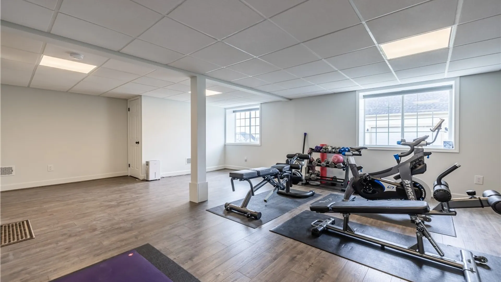 Property at 207 High Stone Cir, Henrietta, NY 14534 43