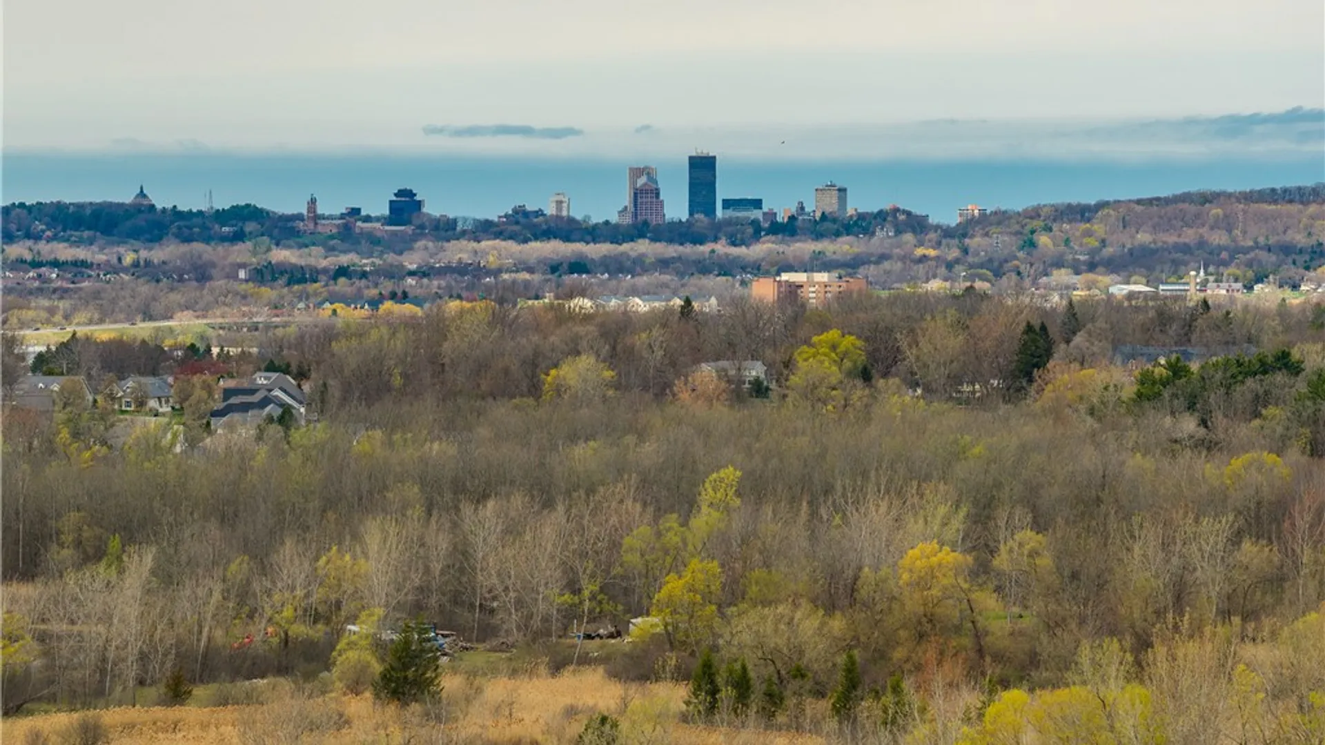 Property at 207 High Stone Cir, Henrietta, NY 14534 6