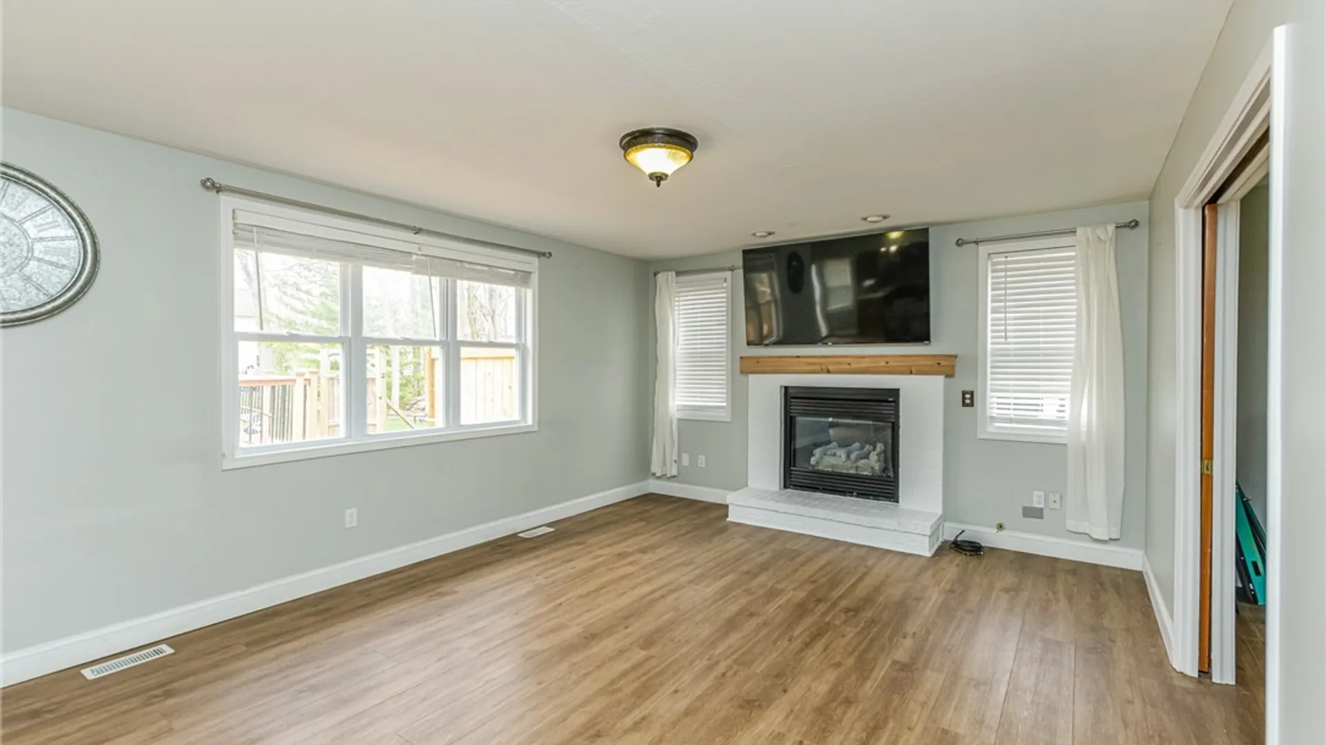 Property at 279 Macintosh Drive, Greece, NY 14626 12