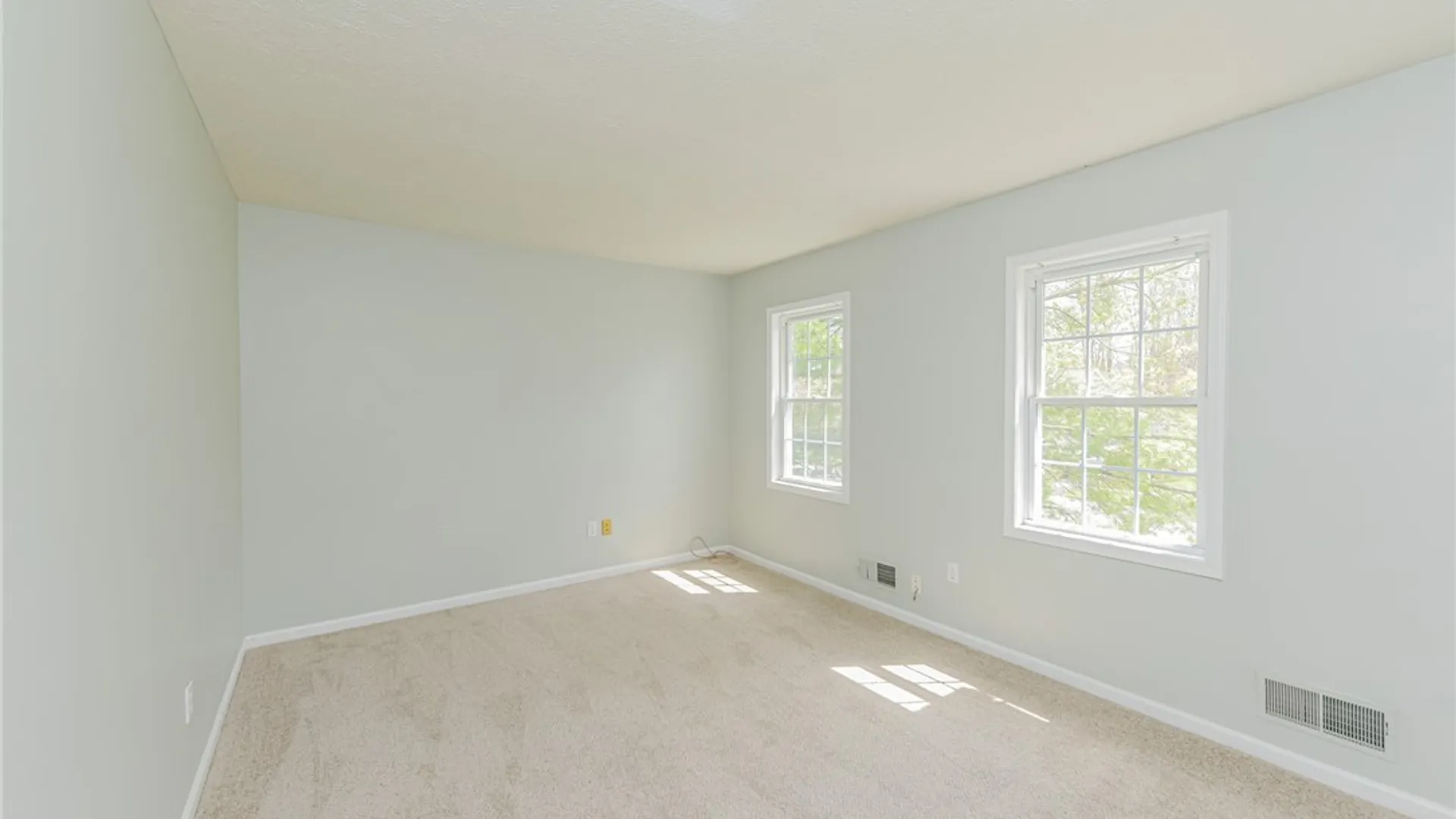 Property at 279 Macintosh Drive, Greece, NY 14626 27