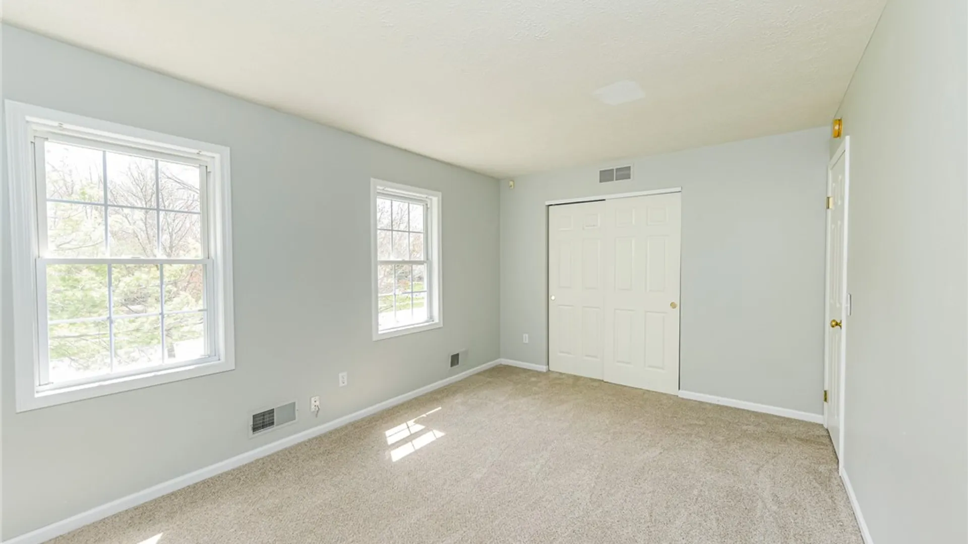 Property at 279 Macintosh Drive, Greece, NY 14626 28