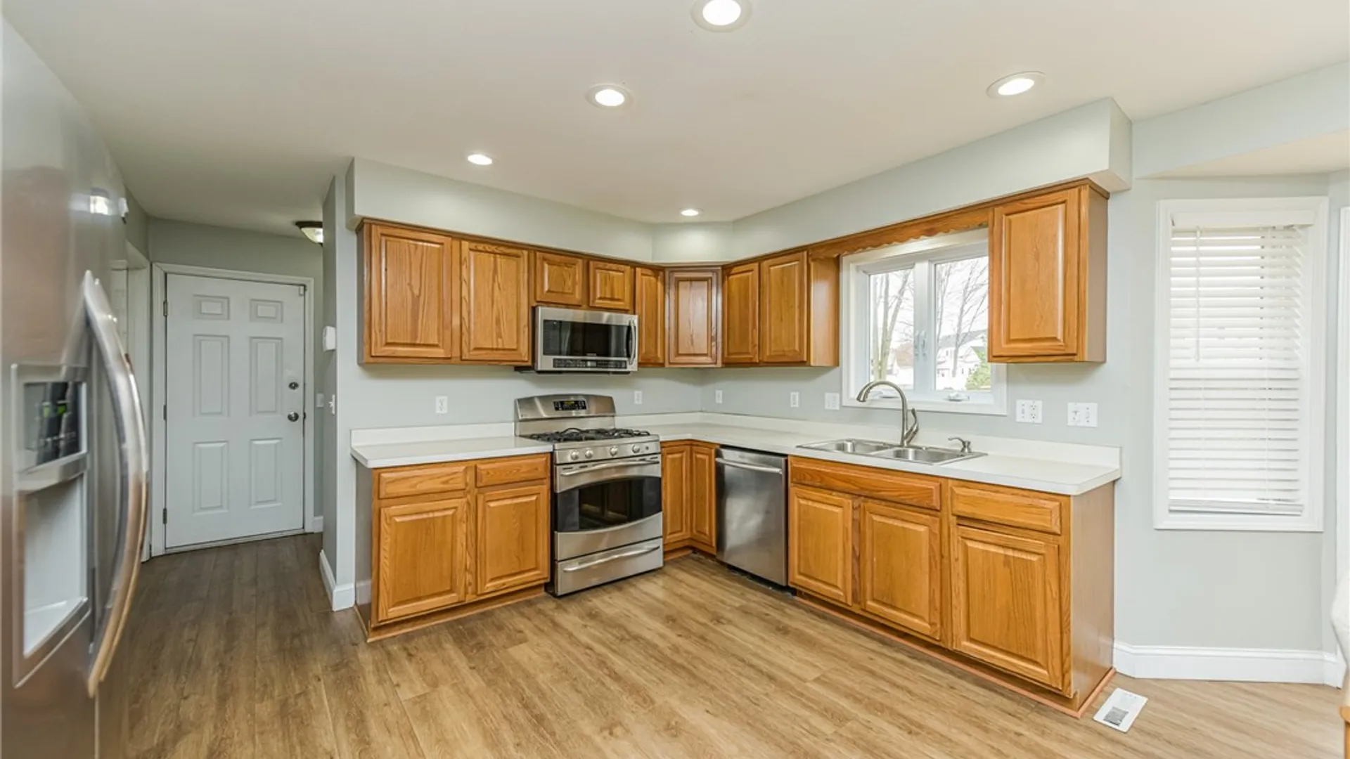 Property at 279 Macintosh Drive, Greece, NY 14626 8