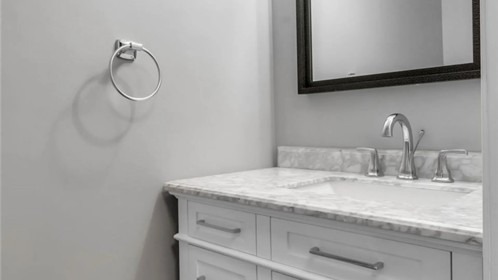 Property at 684 Pleasant View Drive, Lancaster, NY 14086 15