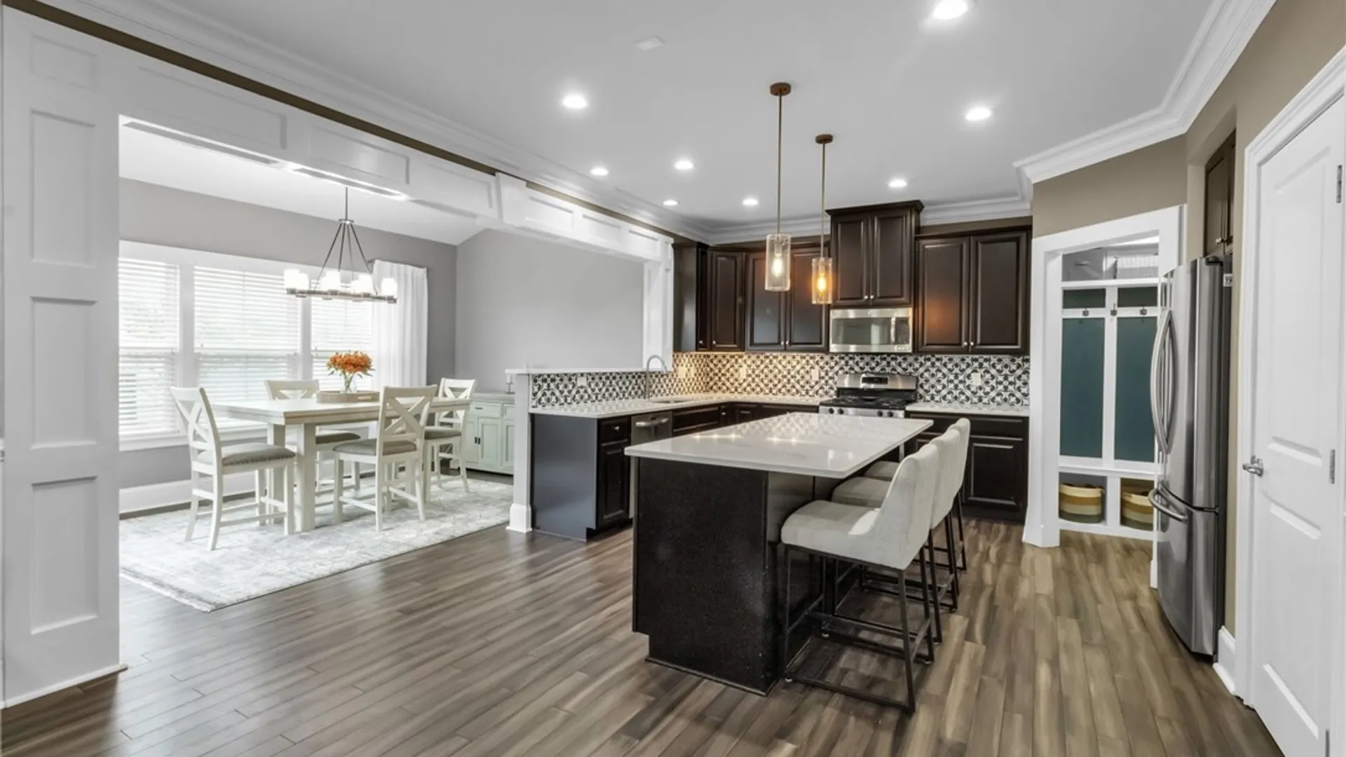 Property at 684 Pleasant View Drive, Lancaster, NY 14086 20