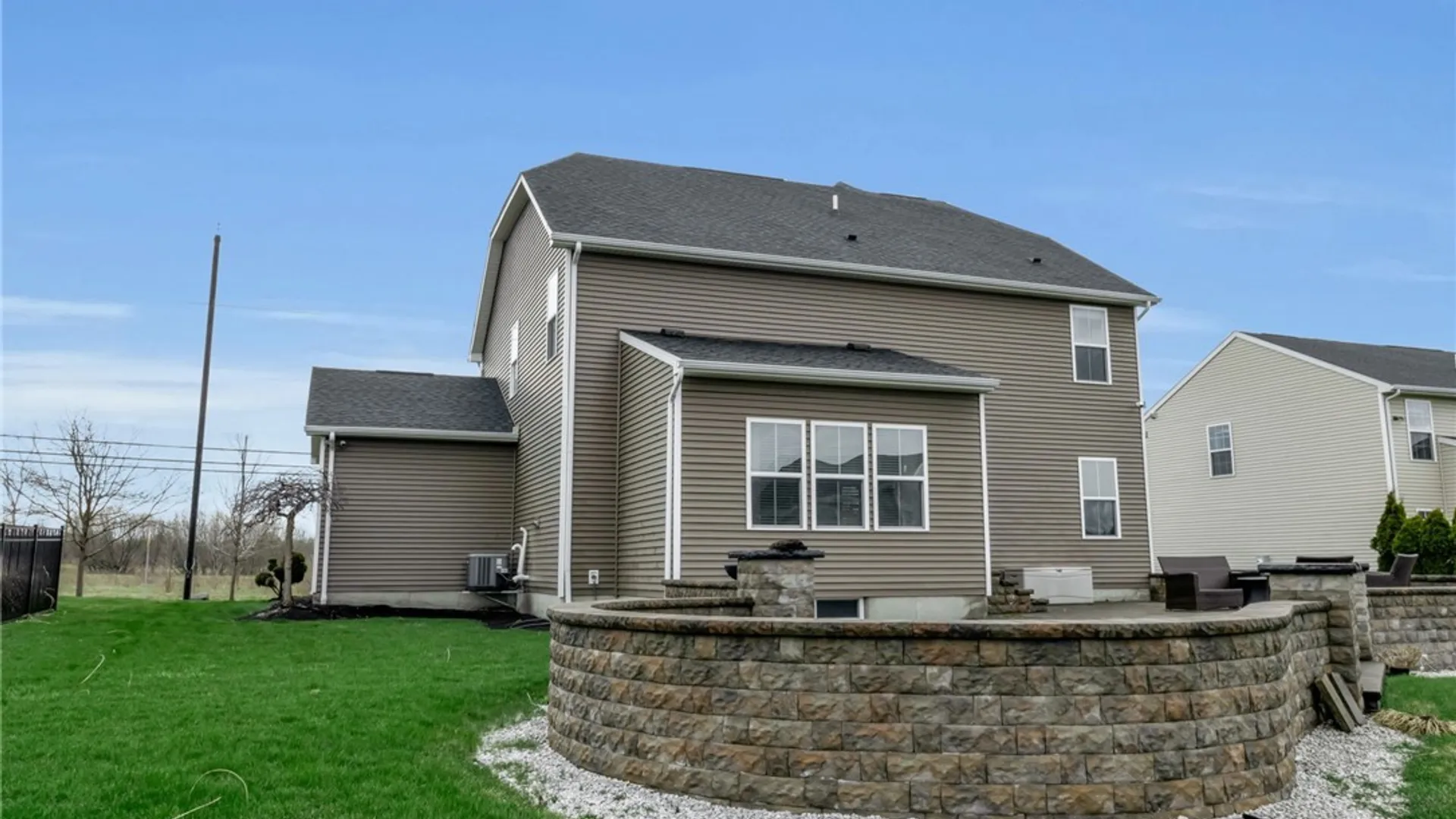 Property at 684 Pleasant View Drive, Lancaster, NY 14086 3