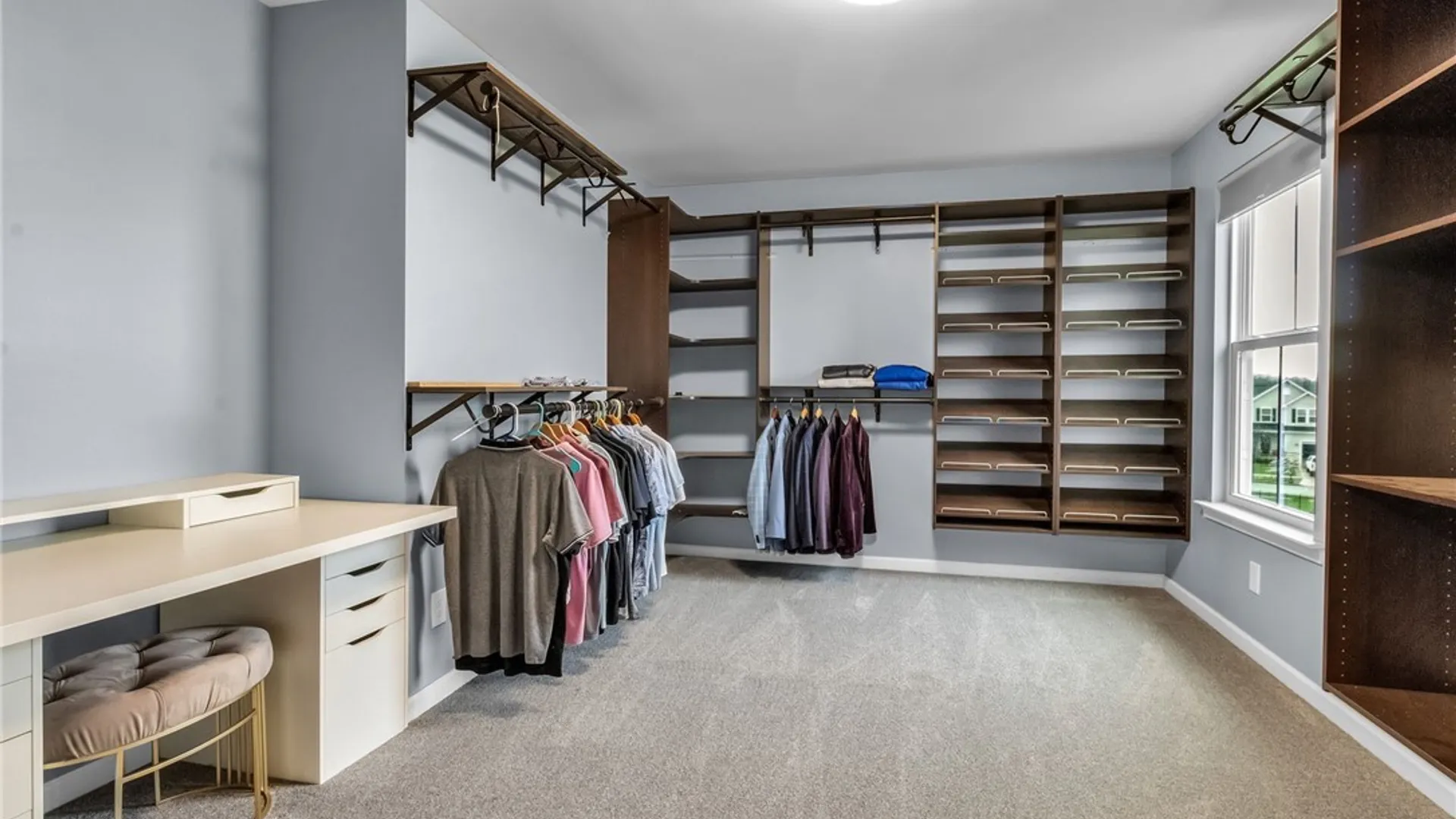 Property at 684 Pleasant View Drive, Lancaster, NY 14086 36