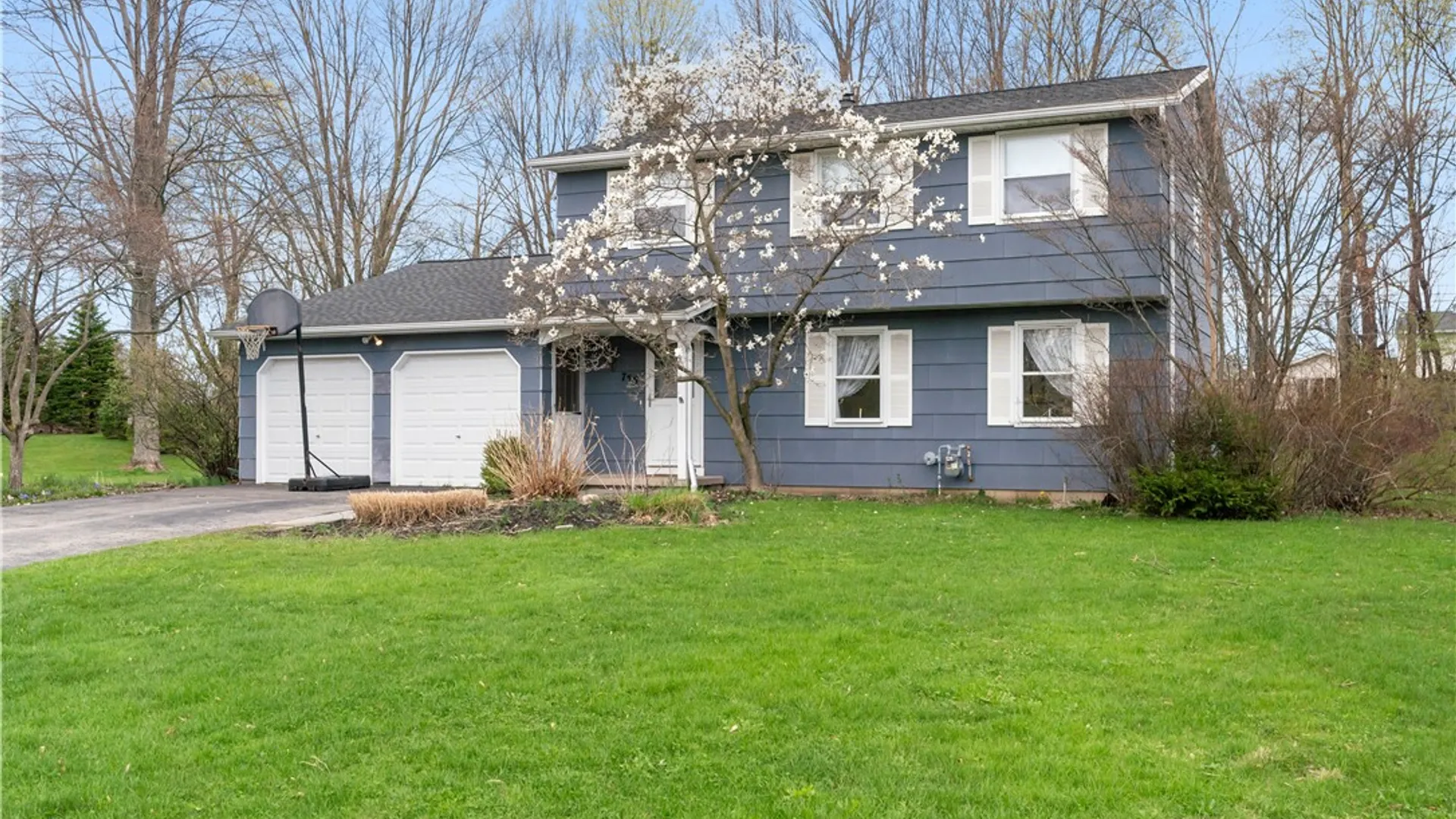Property at 755 Tanya Cir, Webster, NY 14580 11