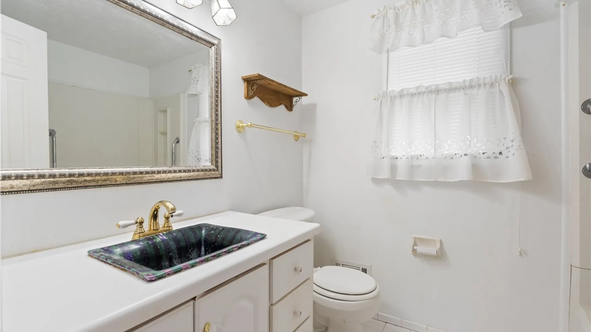 Property at 755 Tanya Cir, Webster, NY 14580 35