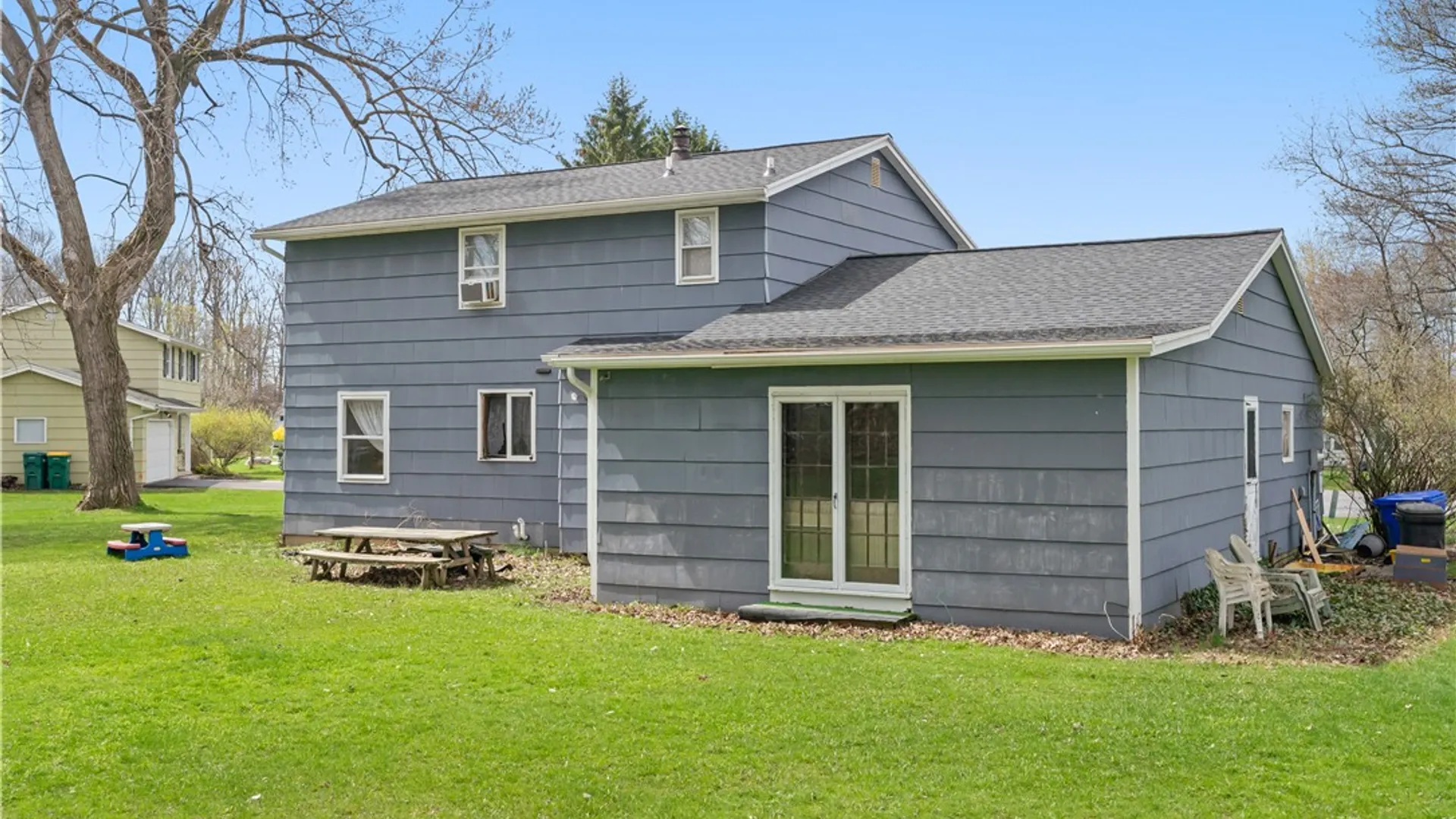 Property at 755 Tanya Cir, Webster, NY 14580 5
