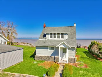 190 Ferguson Drive, Parma, NY 14468