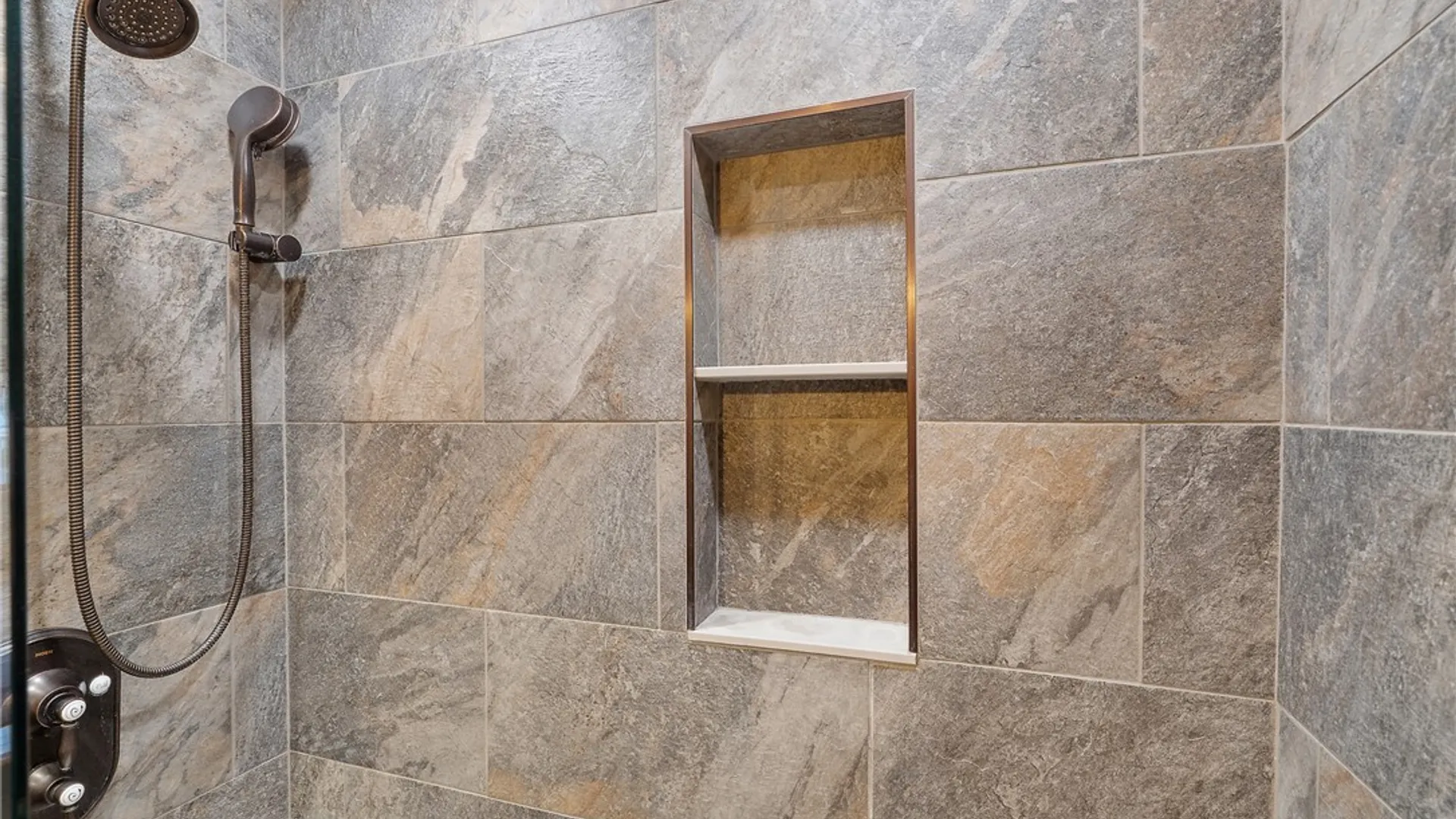 Property at 204 Stonefield Road, Onondaga, NY 13205 19